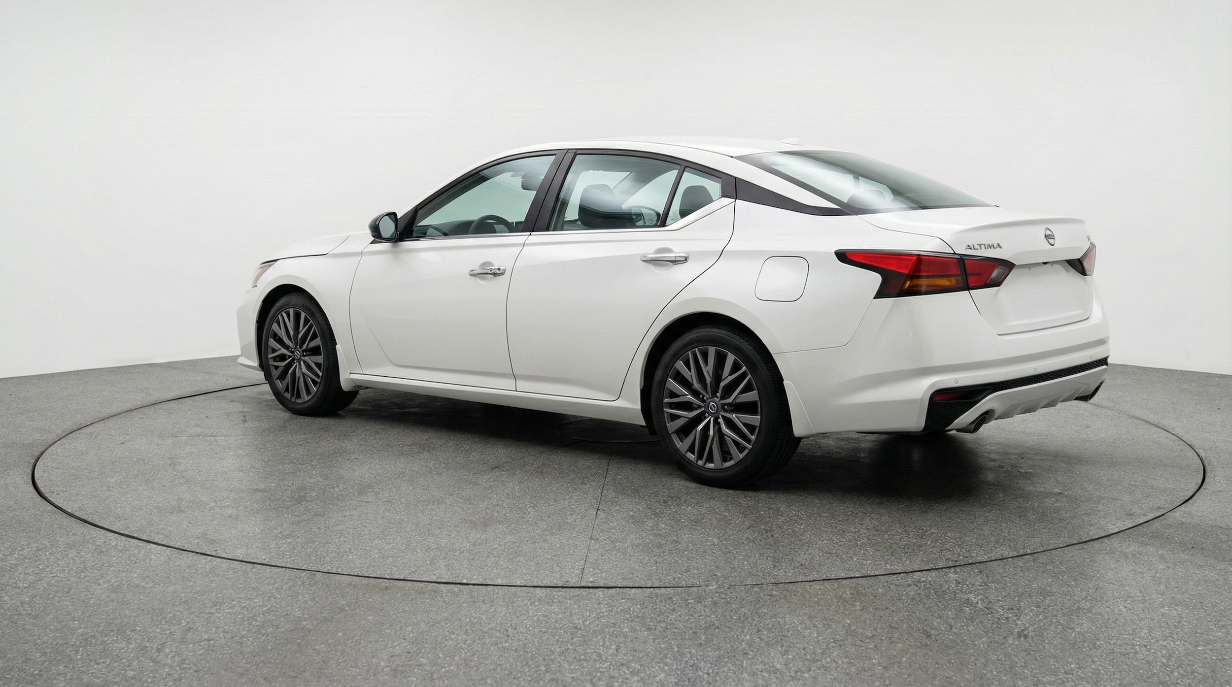 Thumbnail: 2025 Nissan Altima - 6