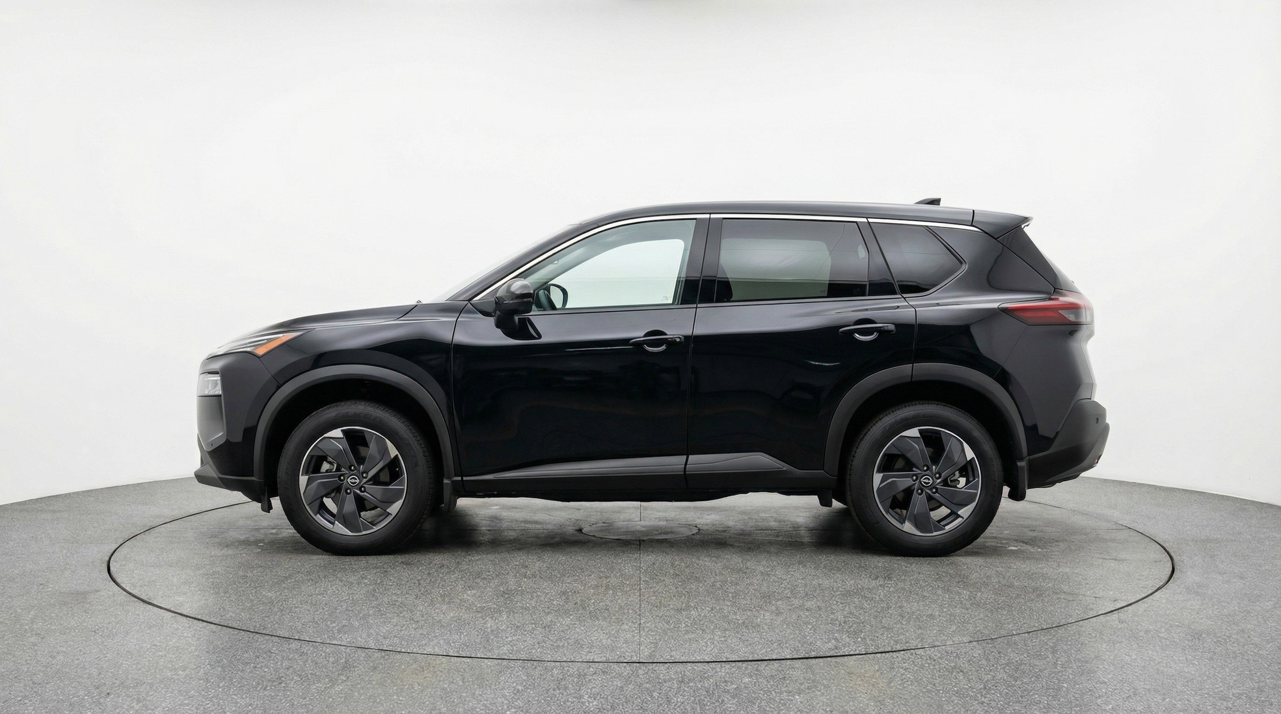 Thumbnail: 2025 Nissan Rogue - 5