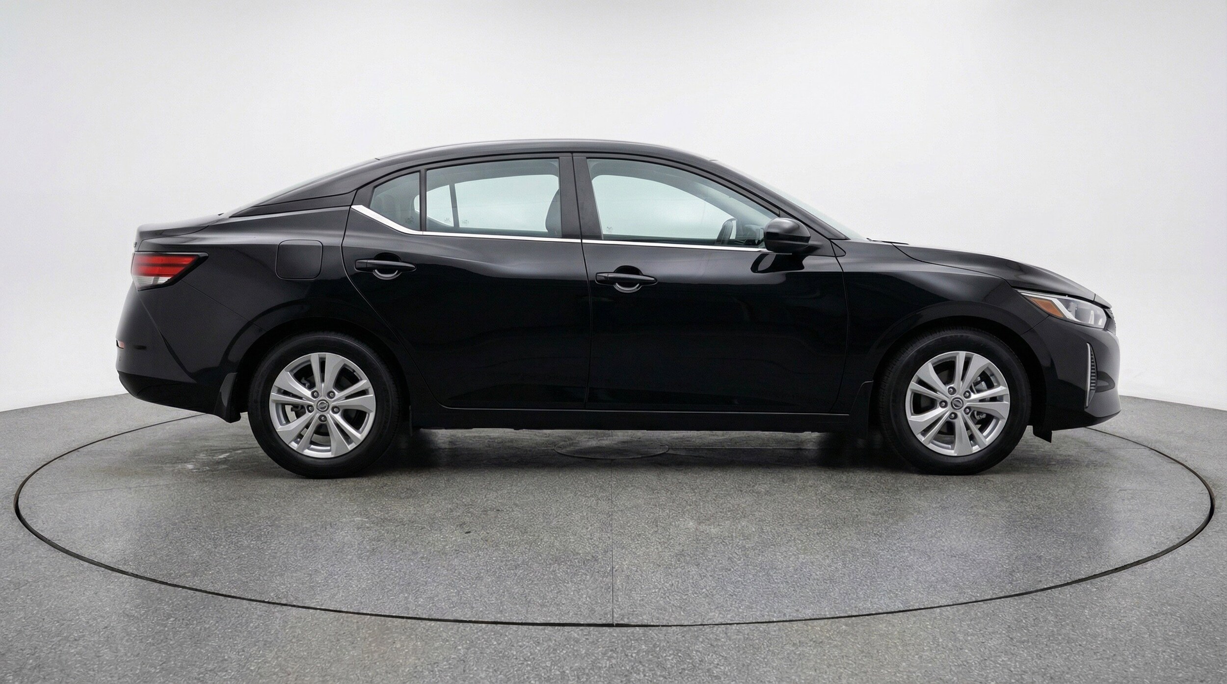 Thumbnail: 2025 Nissan Sentra - 11