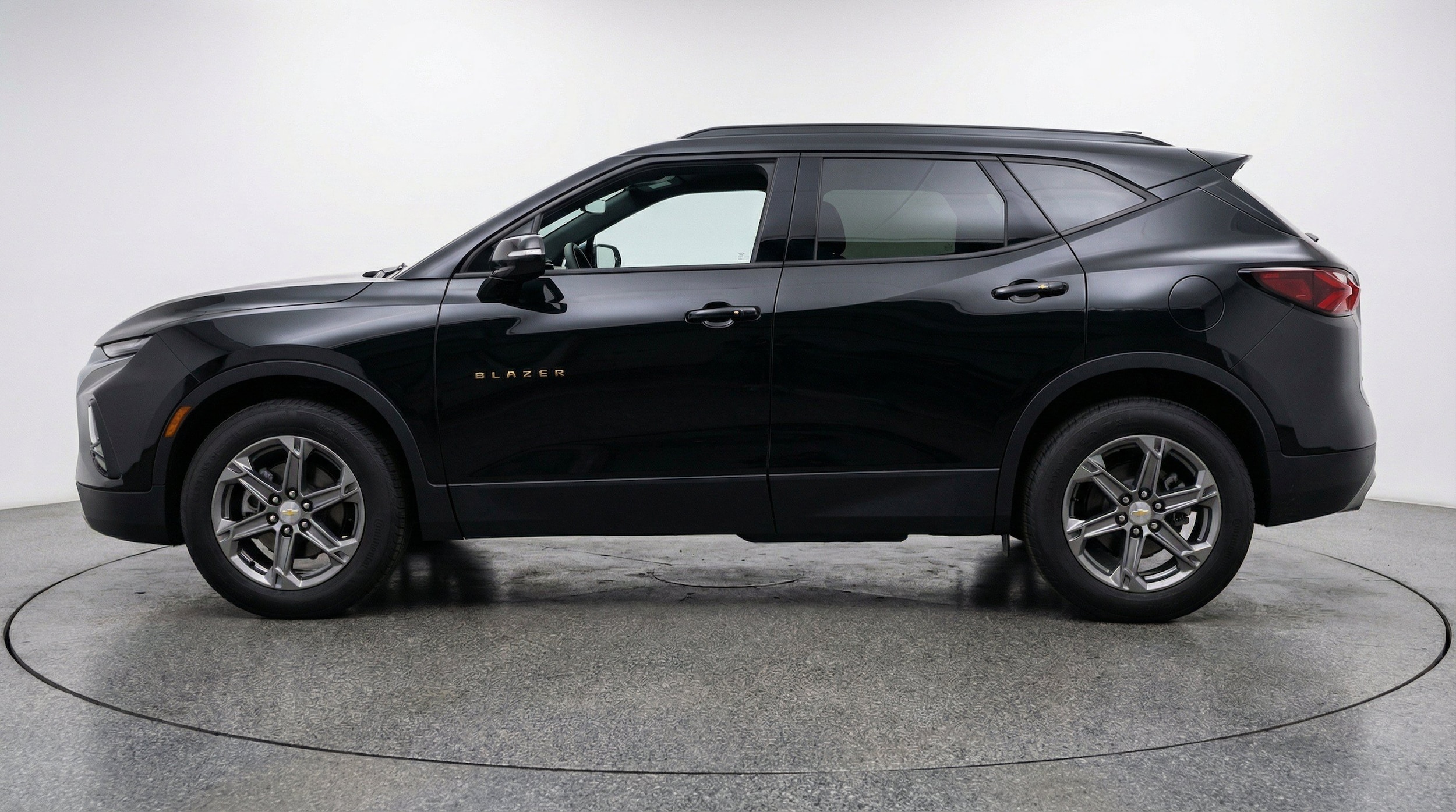 Thumbnail: 2025 Chevrolet Blazer - 5