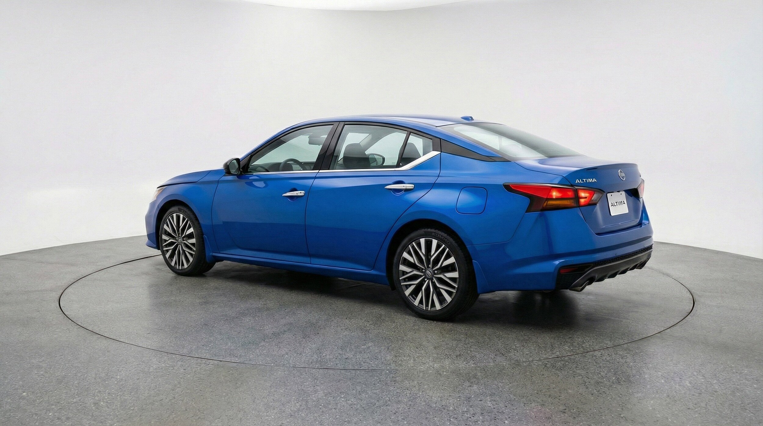 Thumbnail: 2025 Nissan Altima - 6