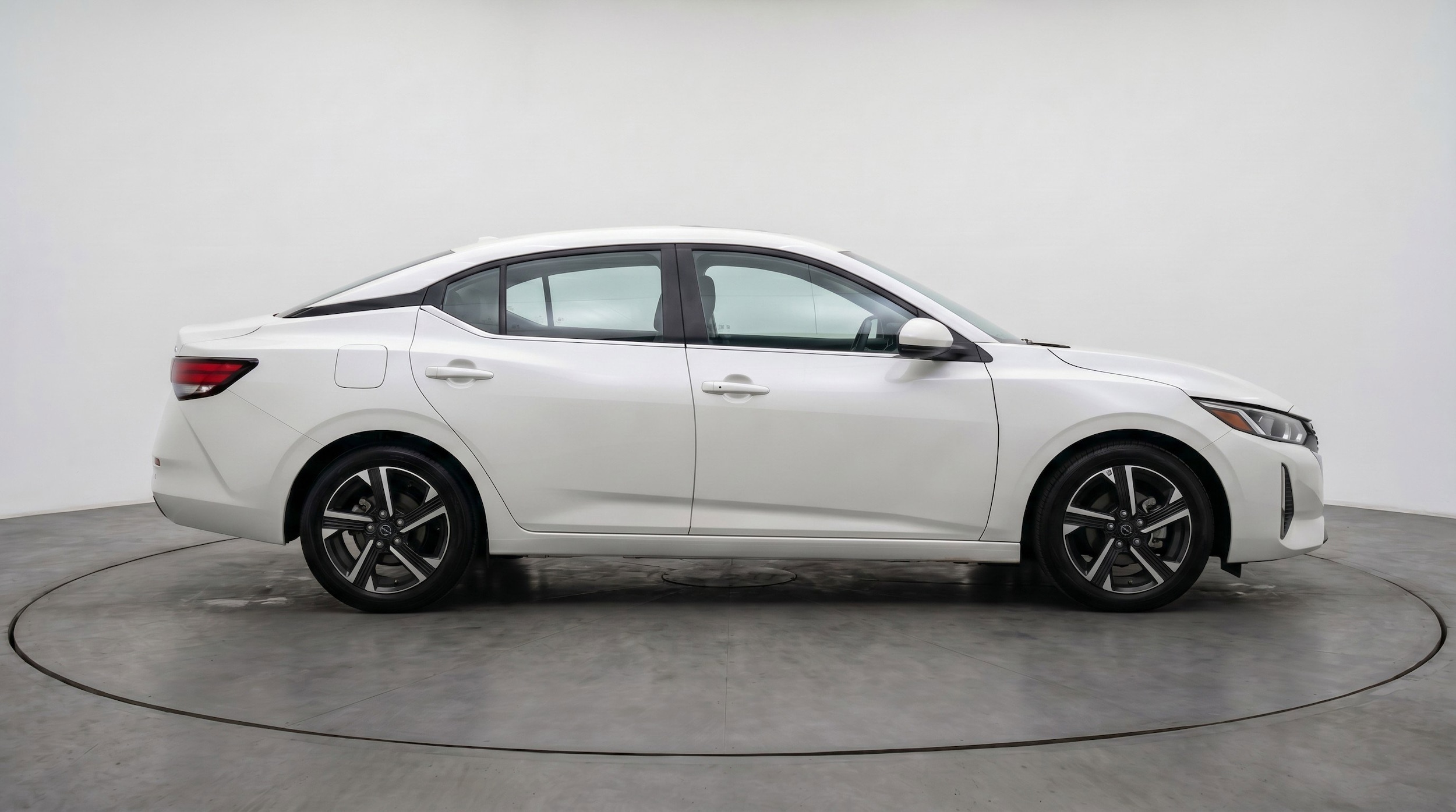 Thumbnail: 2025 Nissan Sentra - 11