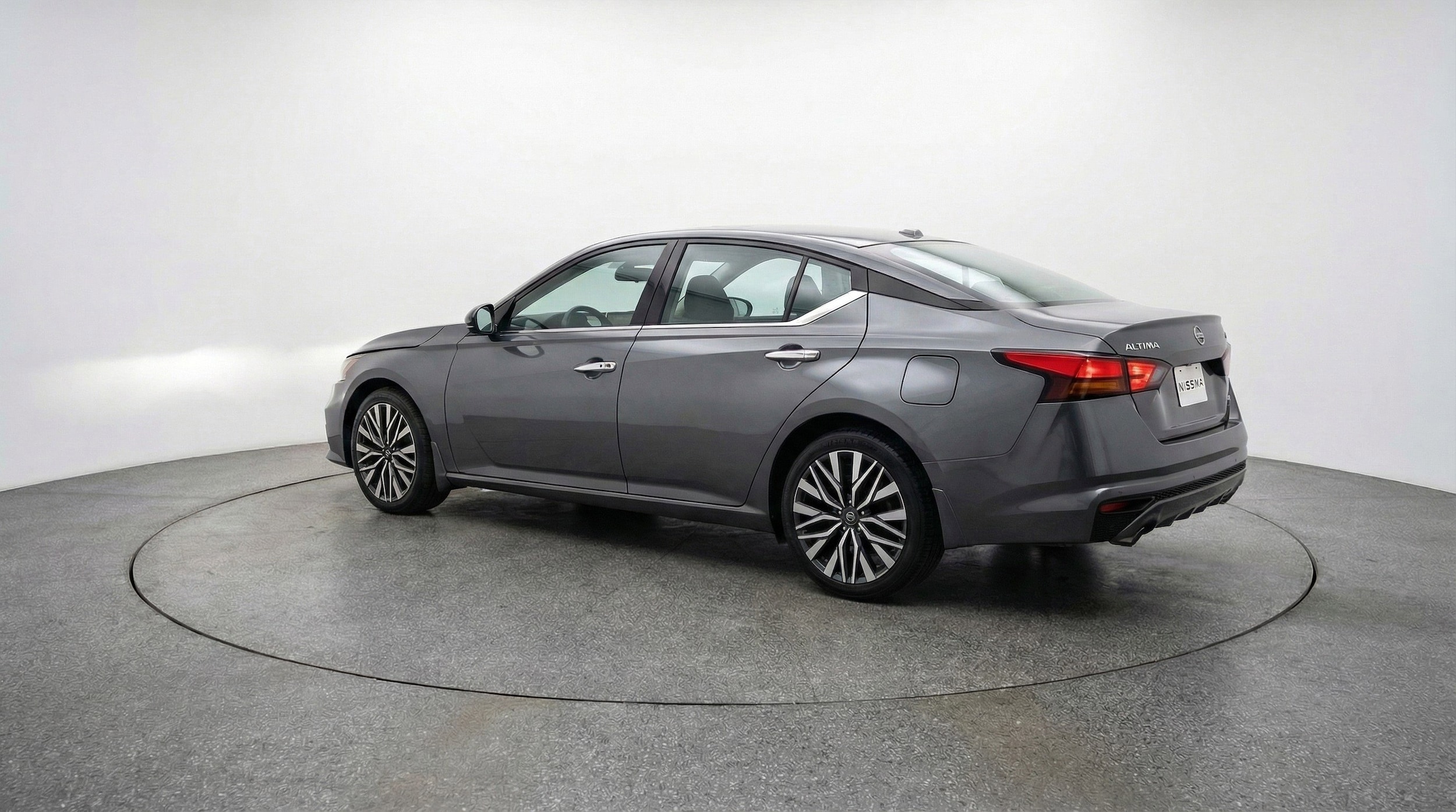 Thumbnail: 2025 Nissan Altima - 6