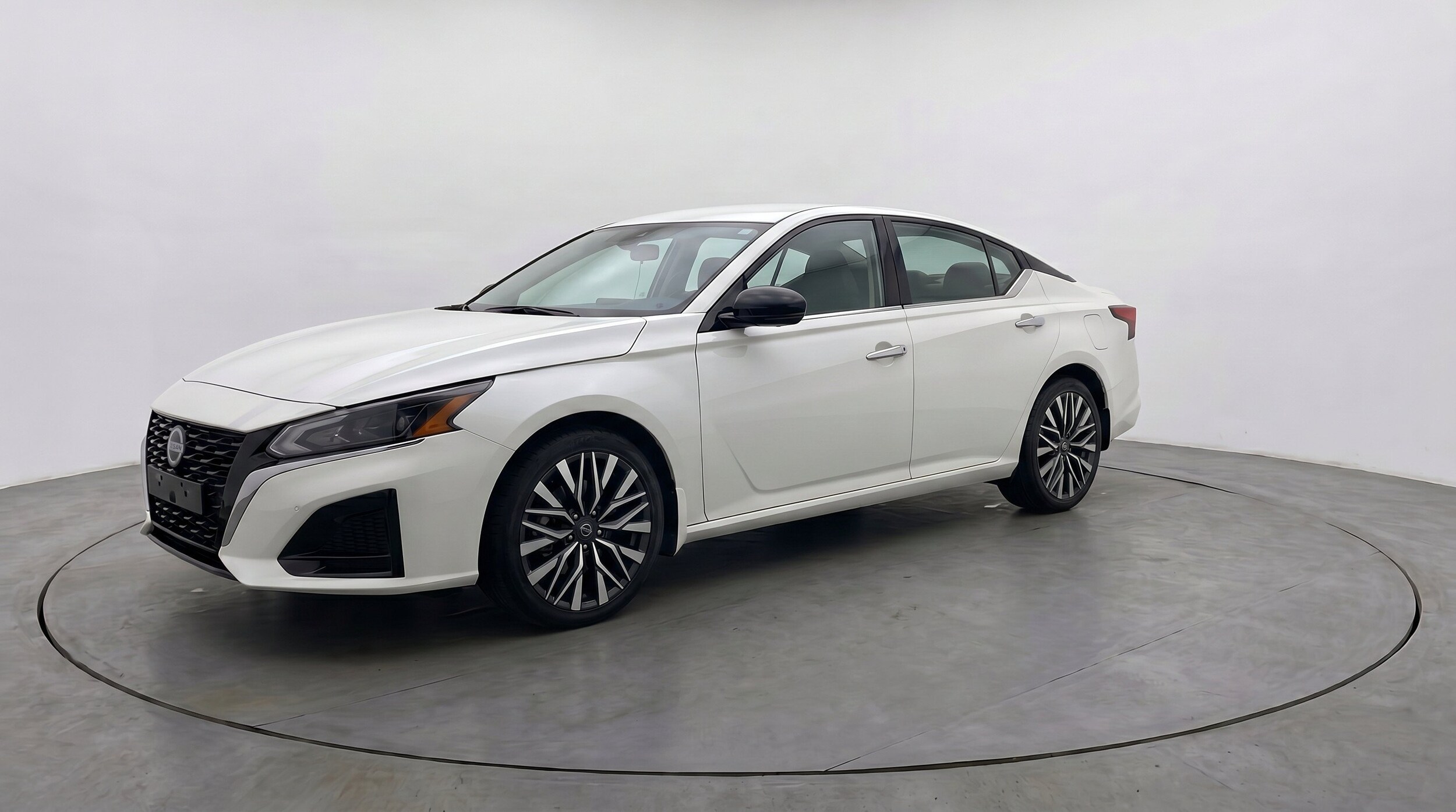 Thumbnail: 2025 Nissan Altima - 3