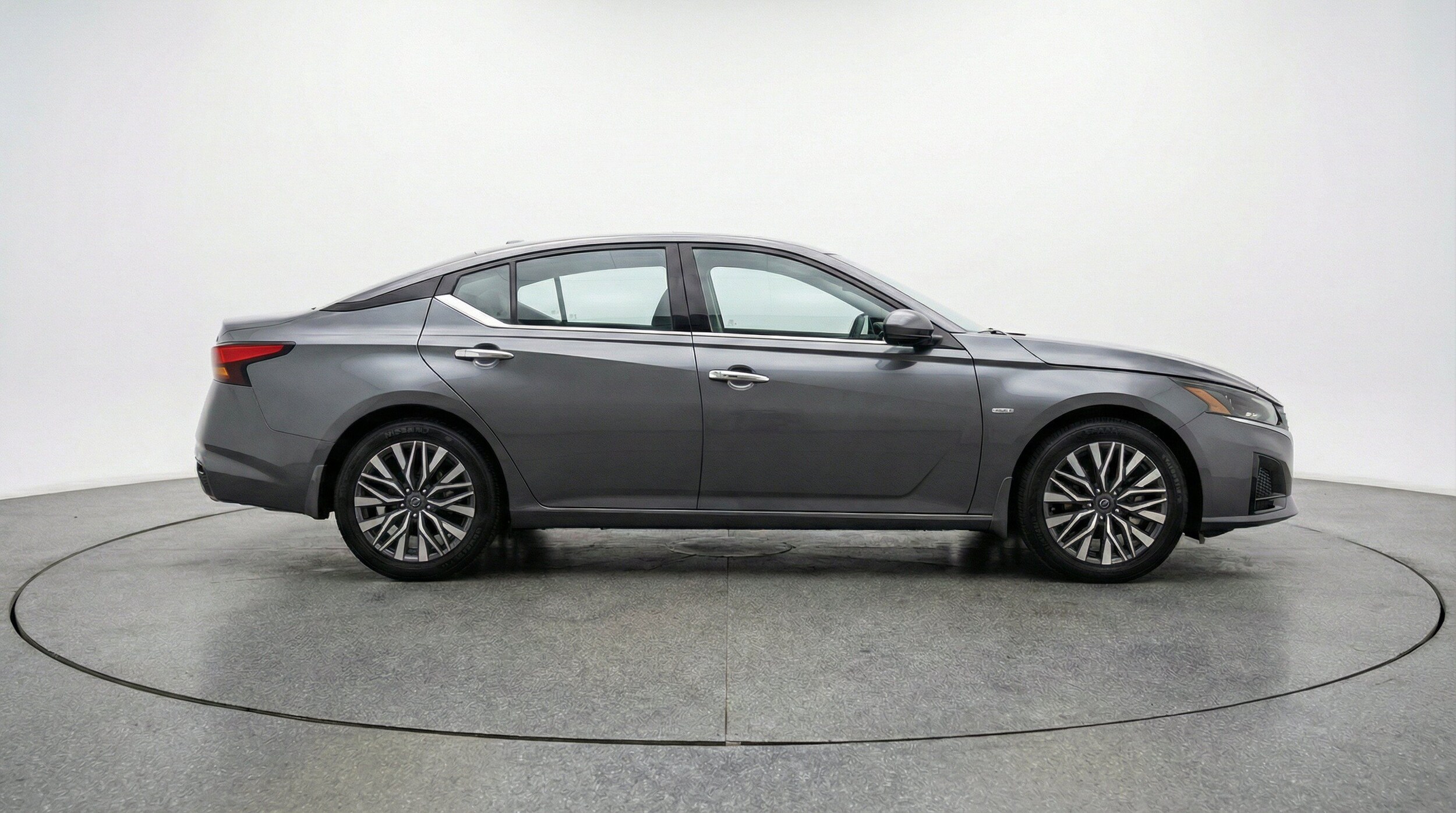 Thumbnail: 2025 Nissan Altima - 11