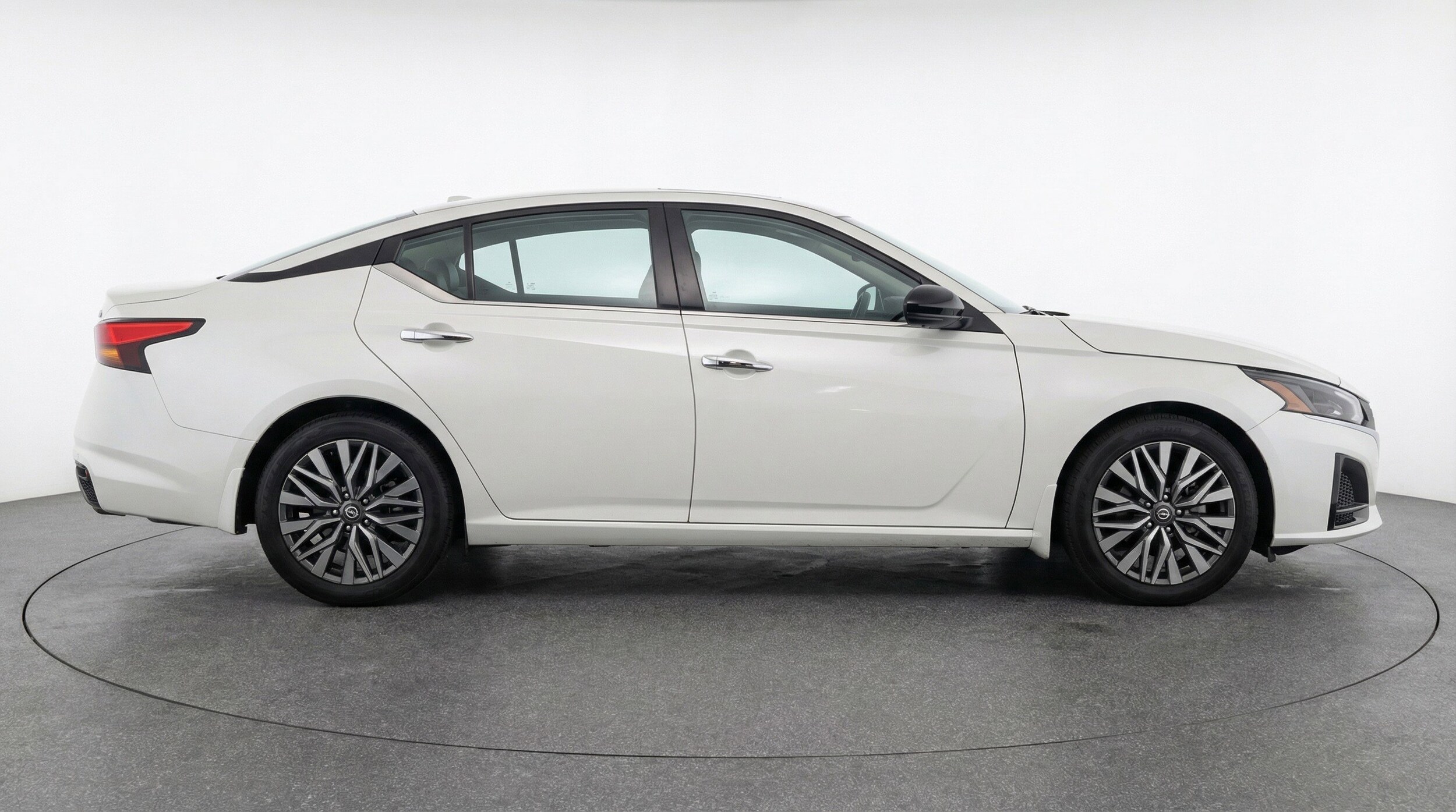 Thumbnail: 2025 Nissan Altima - 11