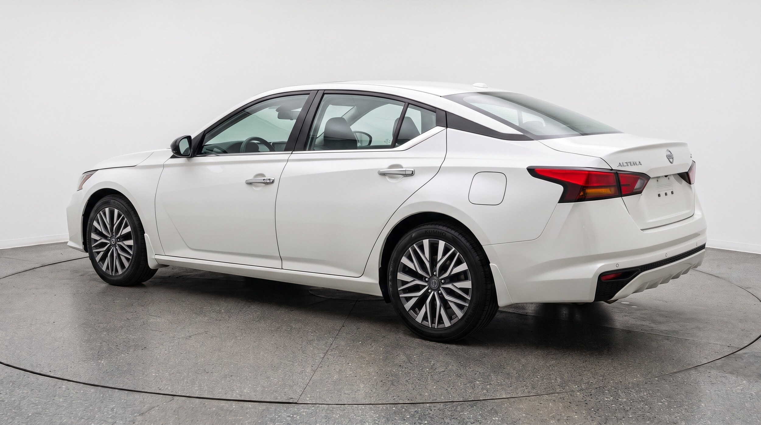 Thumbnail: 2025 Nissan Altima - 6