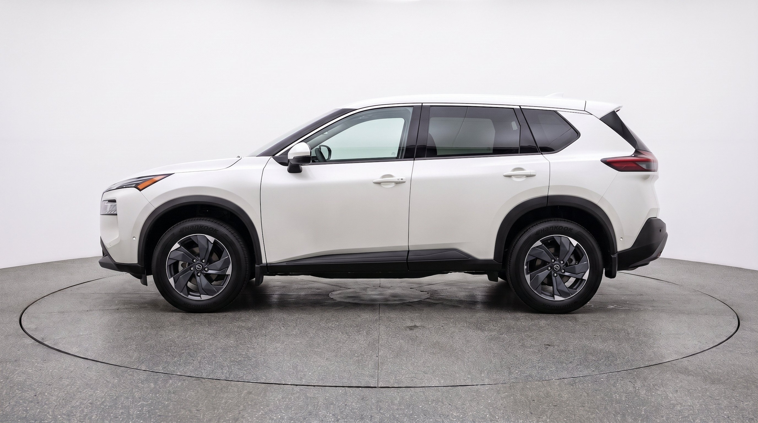 Thumbnail: 2025 Nissan Rogue - 5