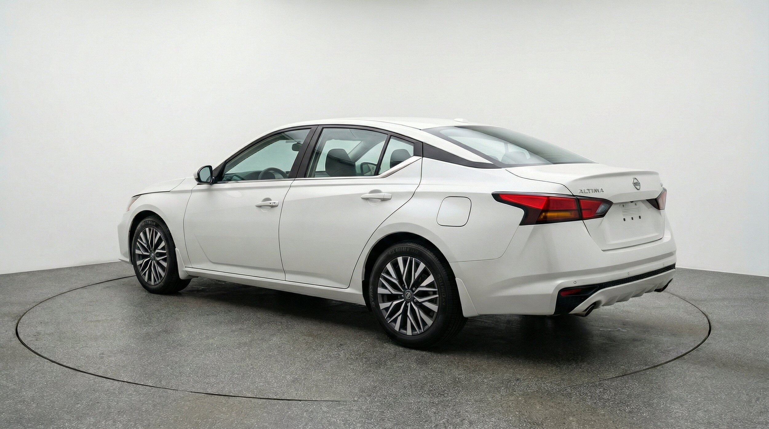 Thumbnail: 2025 Nissan Altima - 6