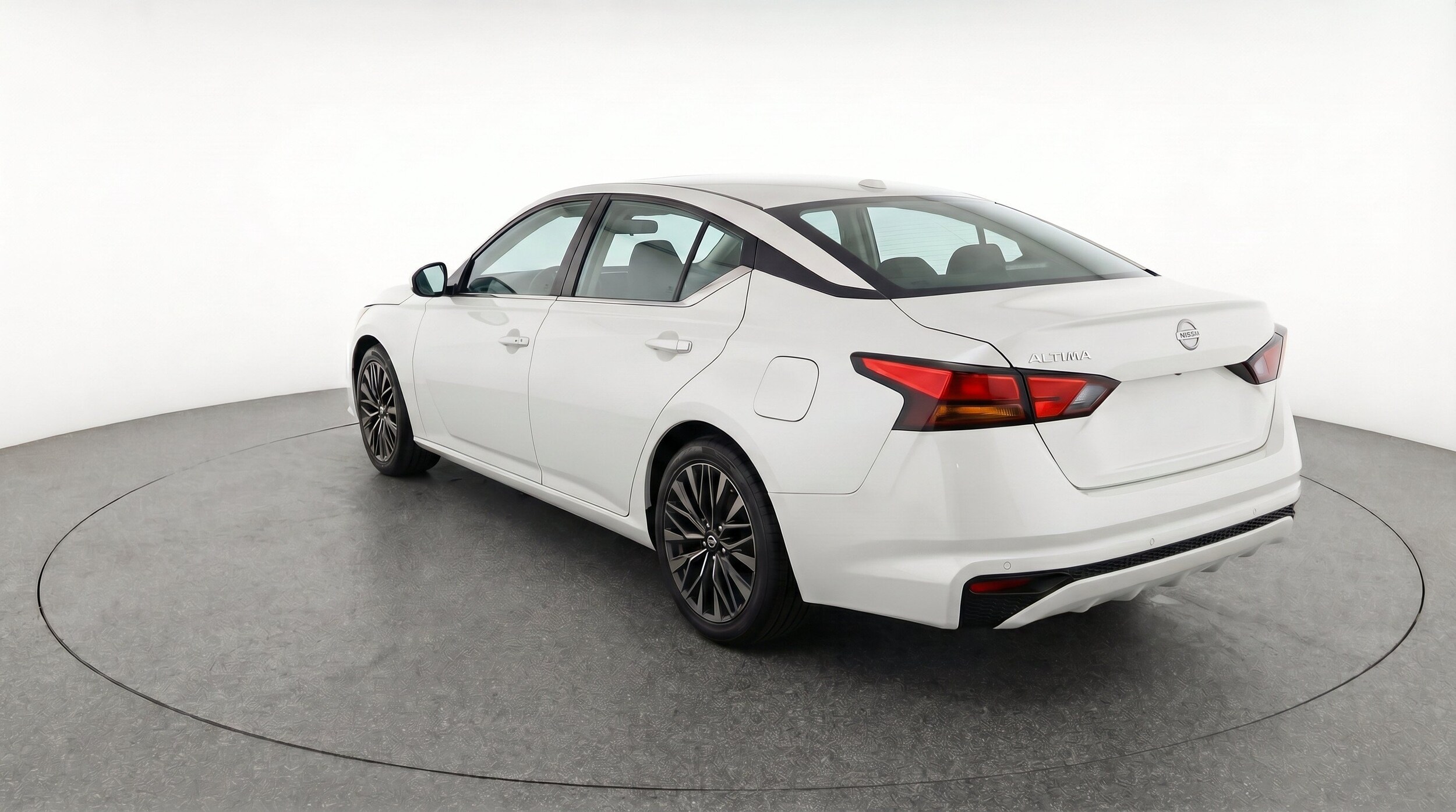 Thumbnail: 2025 Nissan Altima - 6