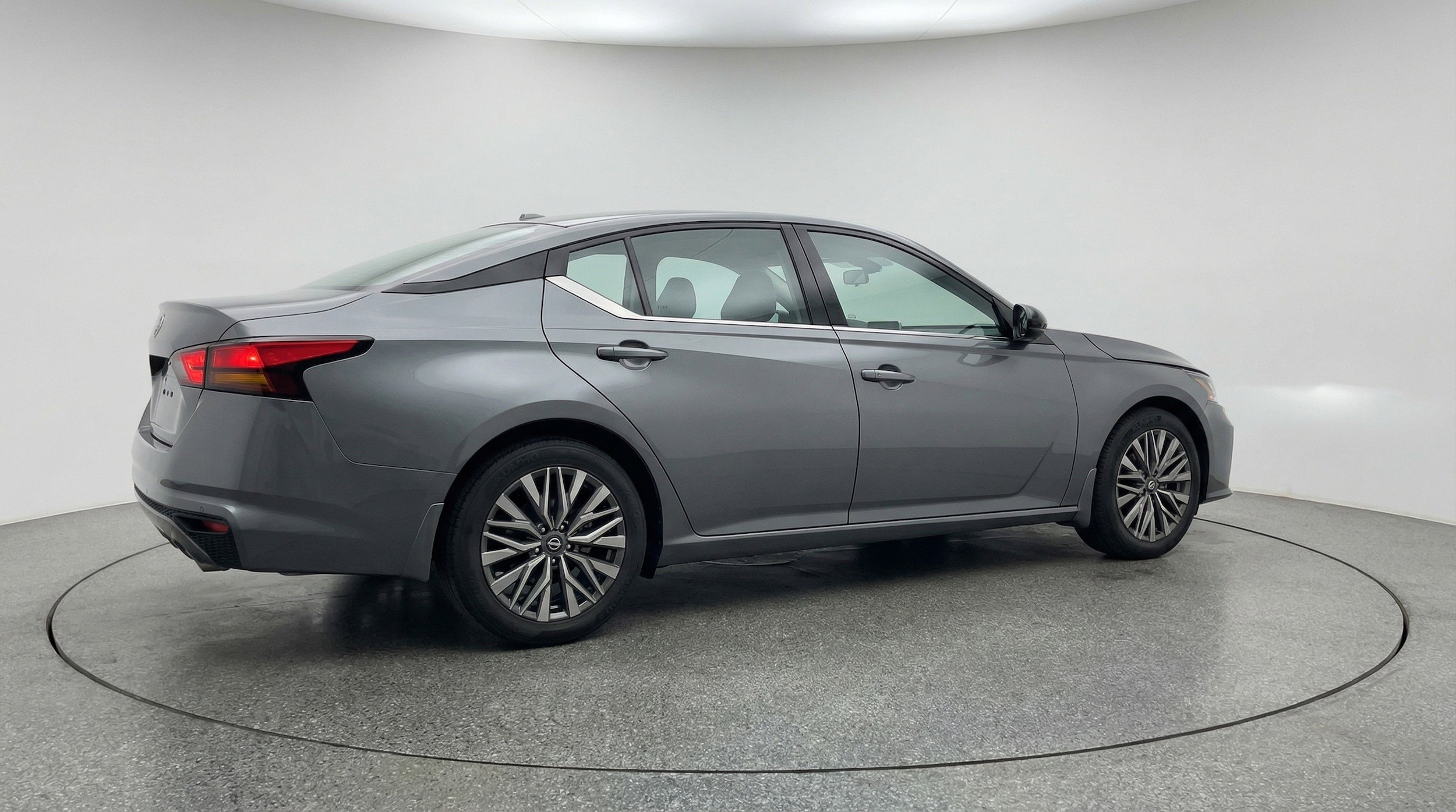Thumbnail: 2025 Nissan Altima - 9