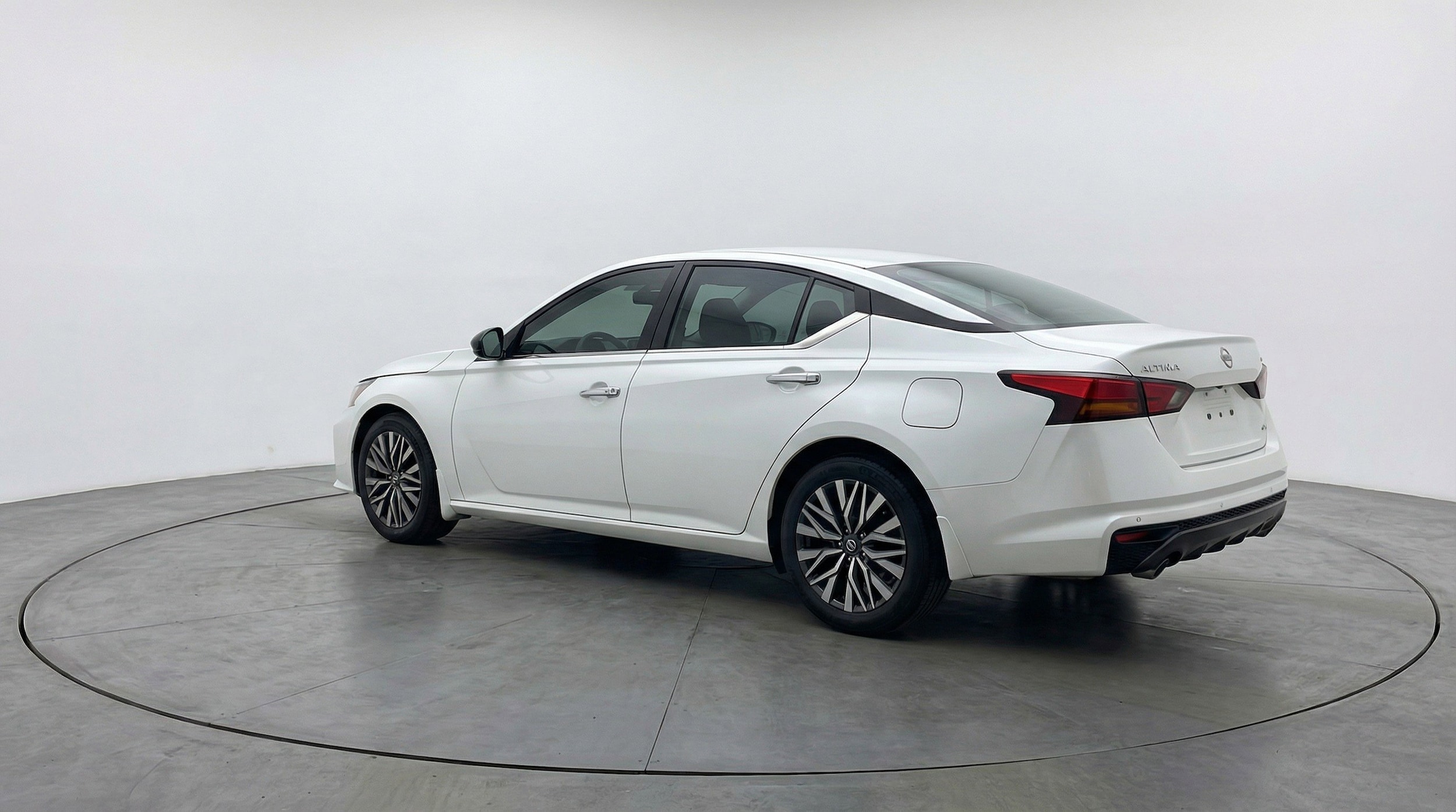 Thumbnail: 2025 Nissan Altima - 6