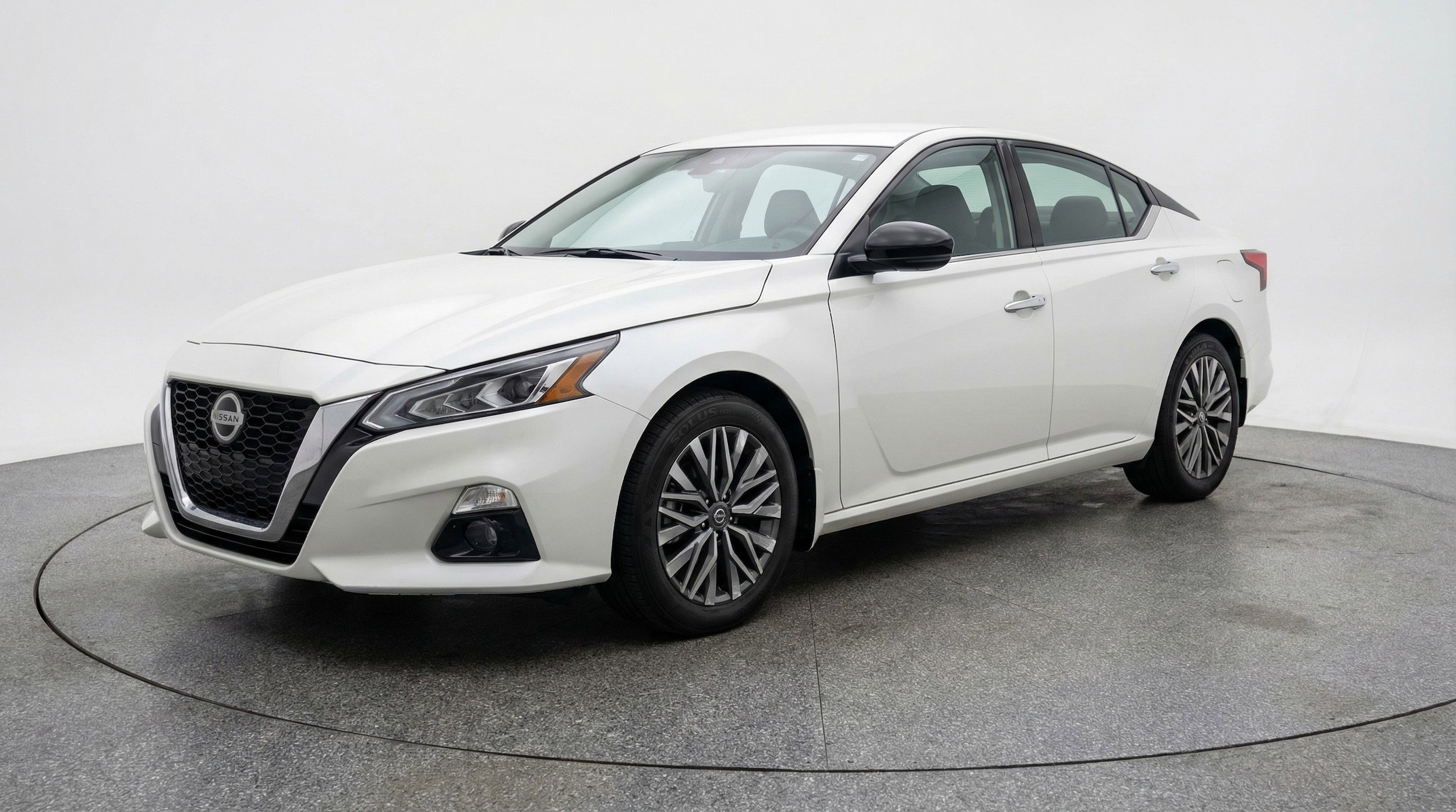 Thumbnail: 2025 Nissan Altima - 3