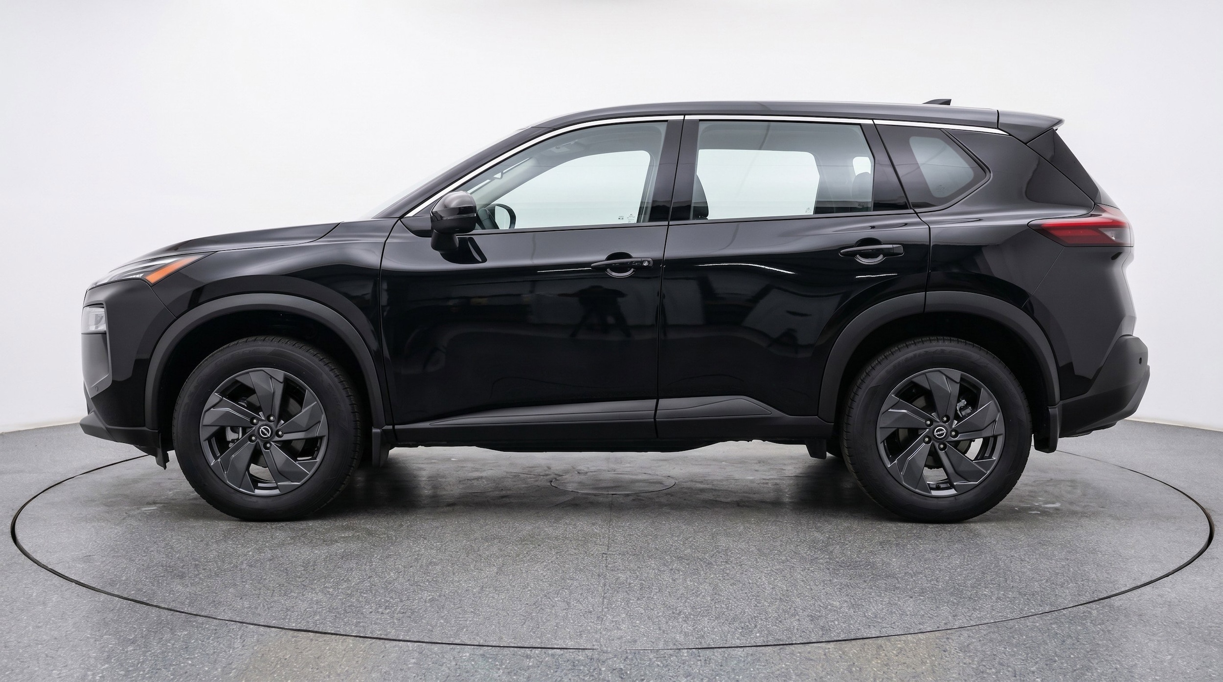 Thumbnail: 2025 Nissan Rogue - 5