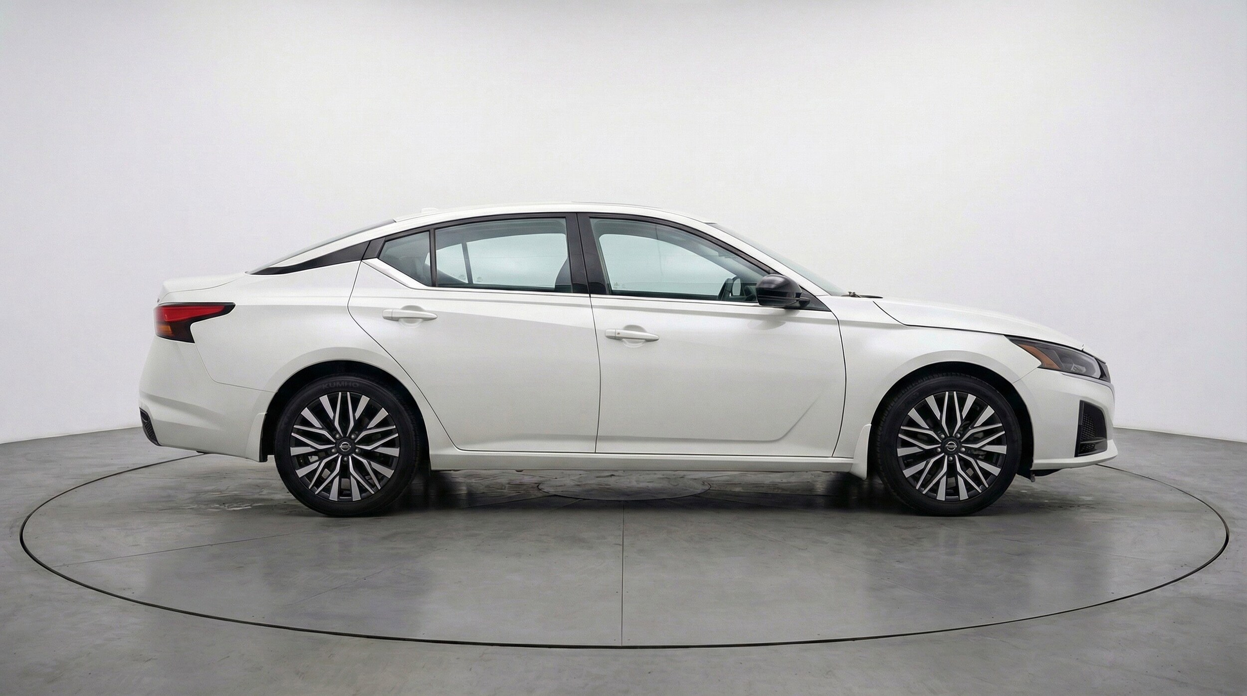 Thumbnail: 2025 Nissan Altima - 11