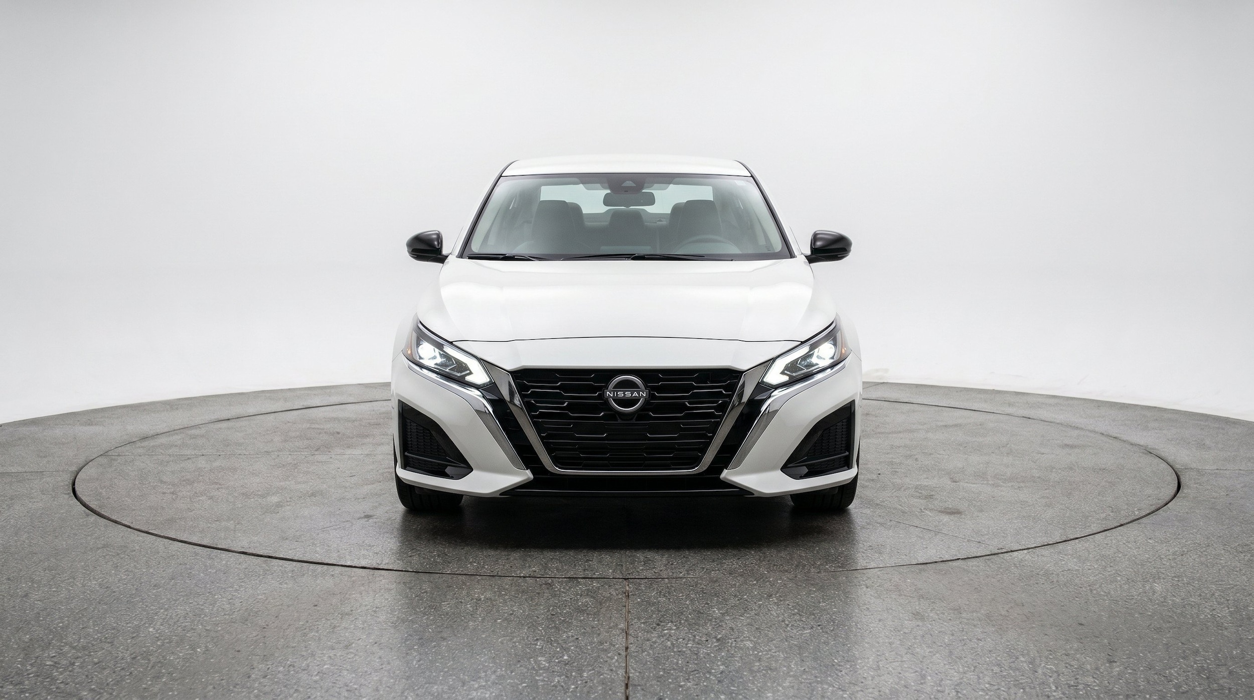 Thumbnail: 2025 Nissan Altima - 2