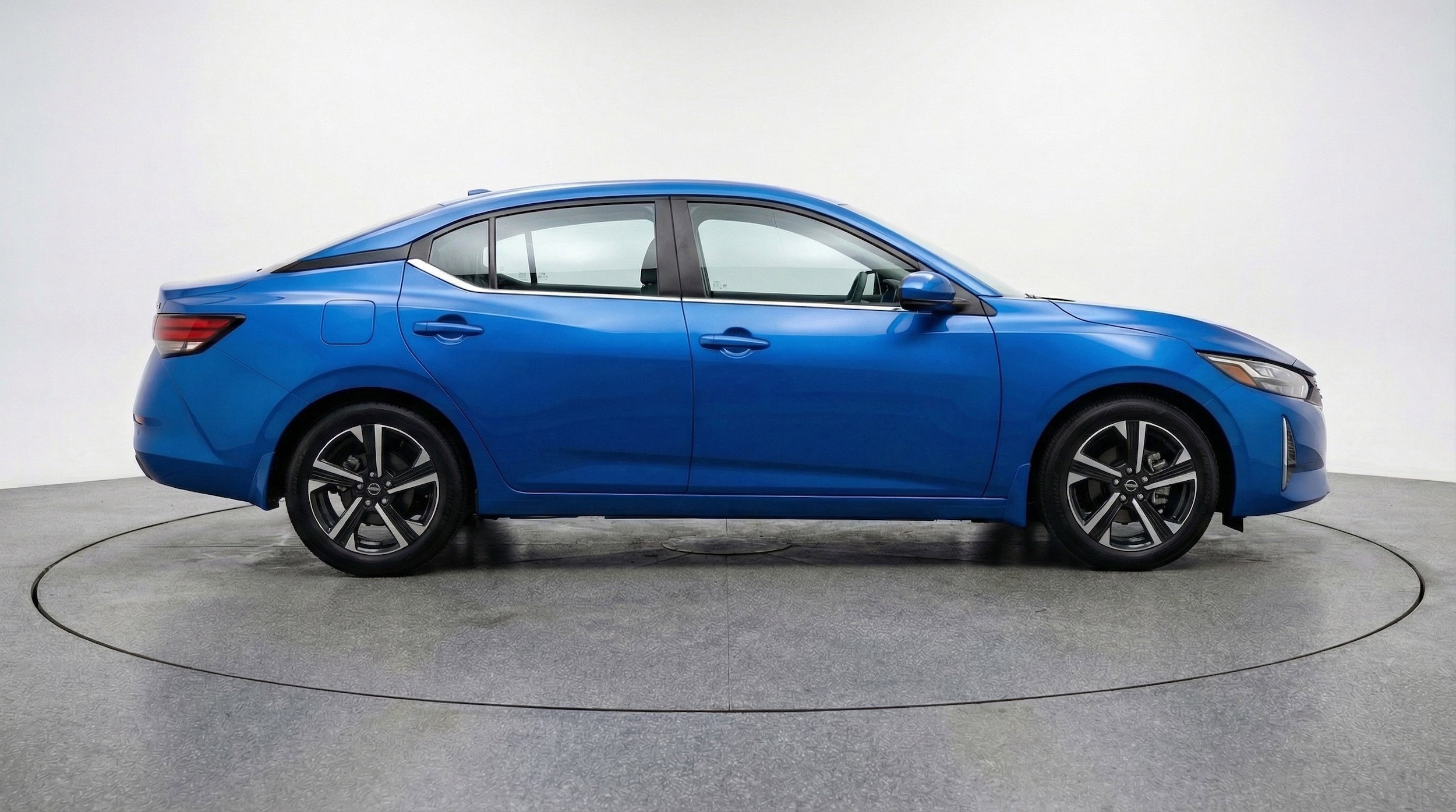 Thumbnail: 2025 Nissan Sentra - 11