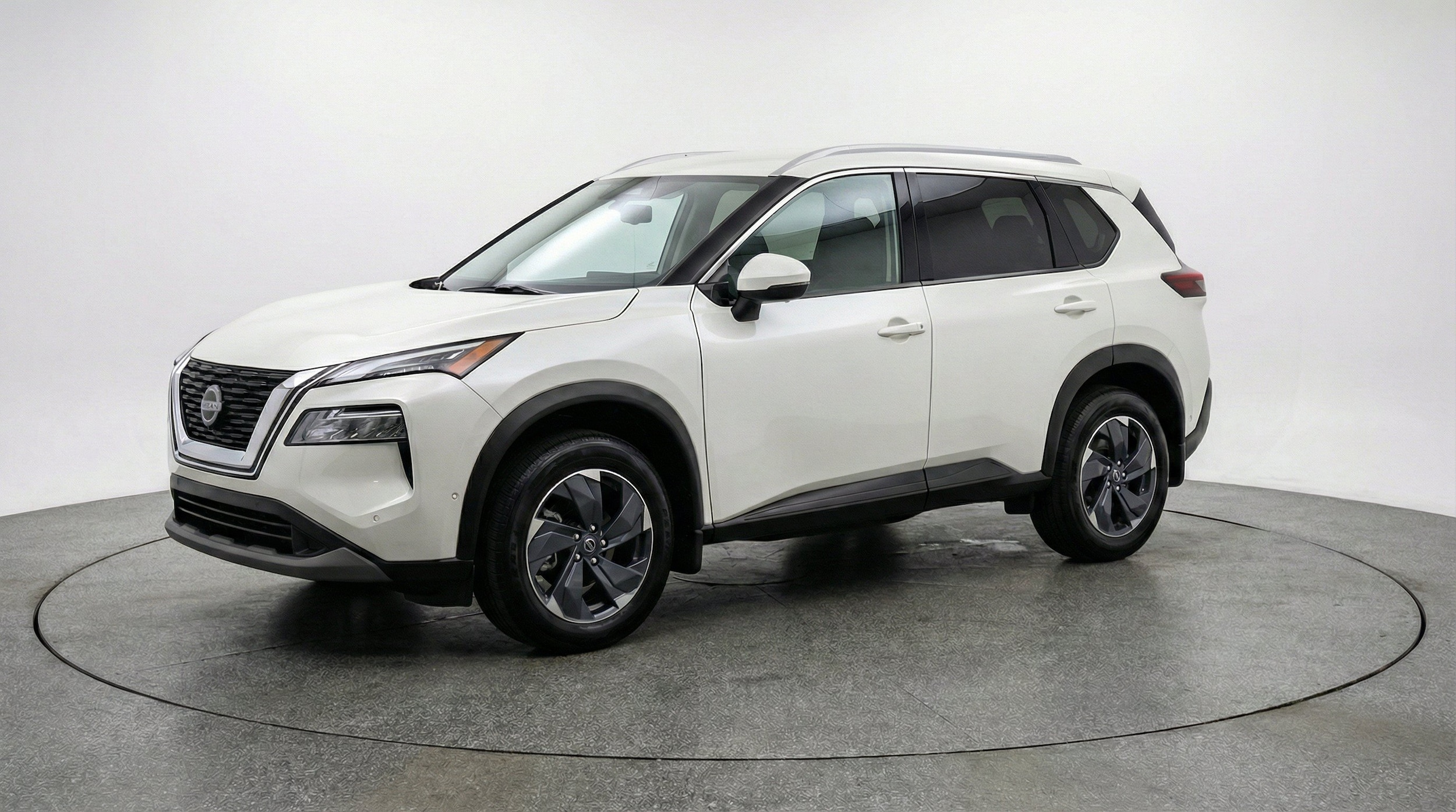 Thumbnail: 2025 Nissan Rogue - 3