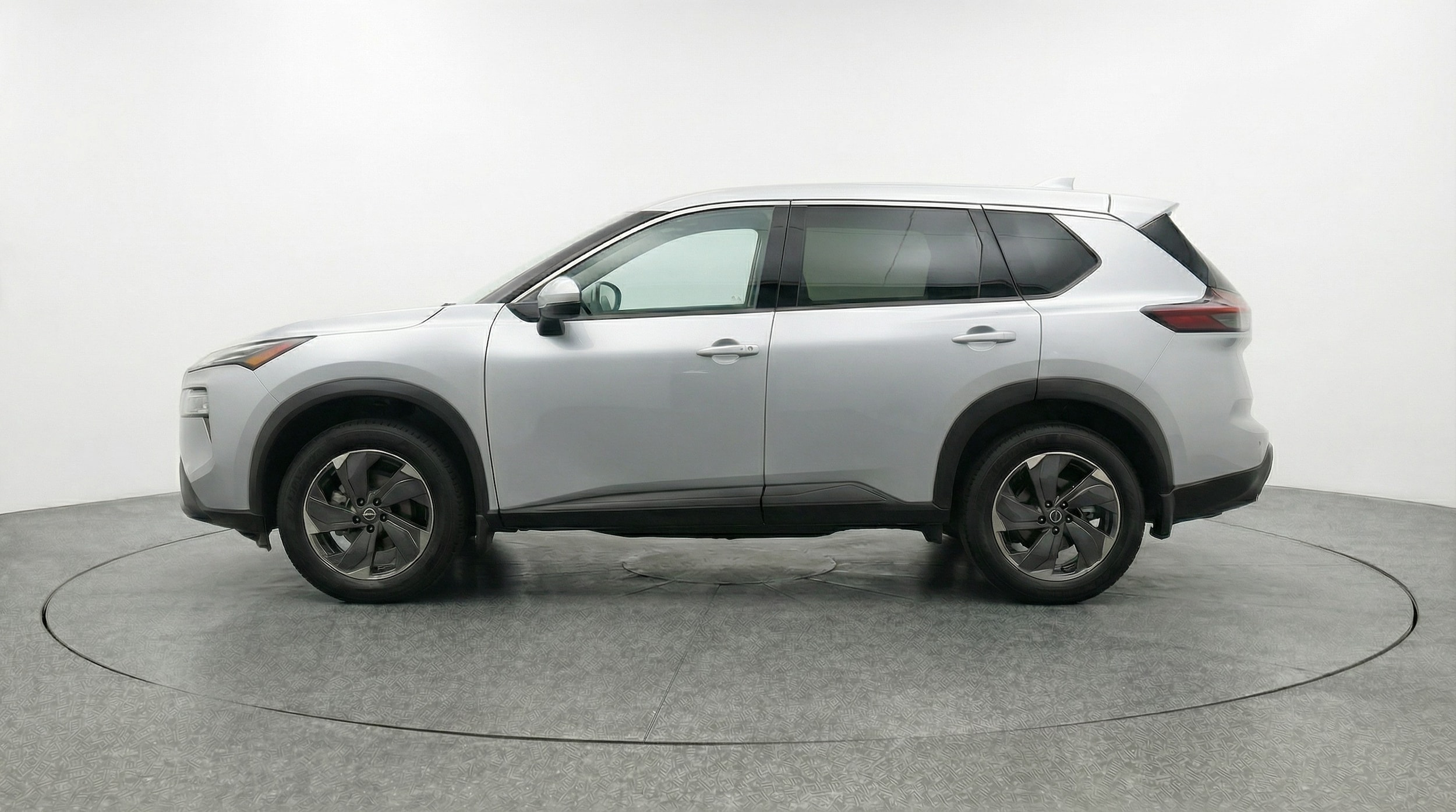 Thumbnail: 2025 Nissan Rogue - 4