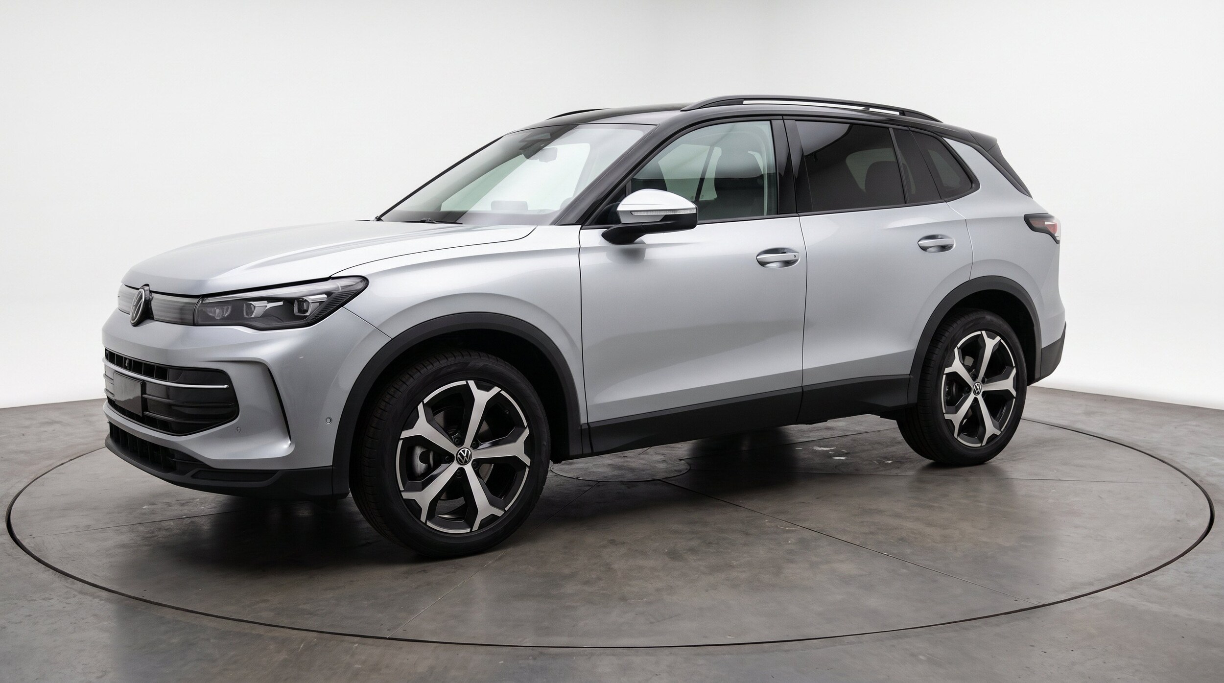 Thumbnail: 2026 Volkswagen Tiguan - 3