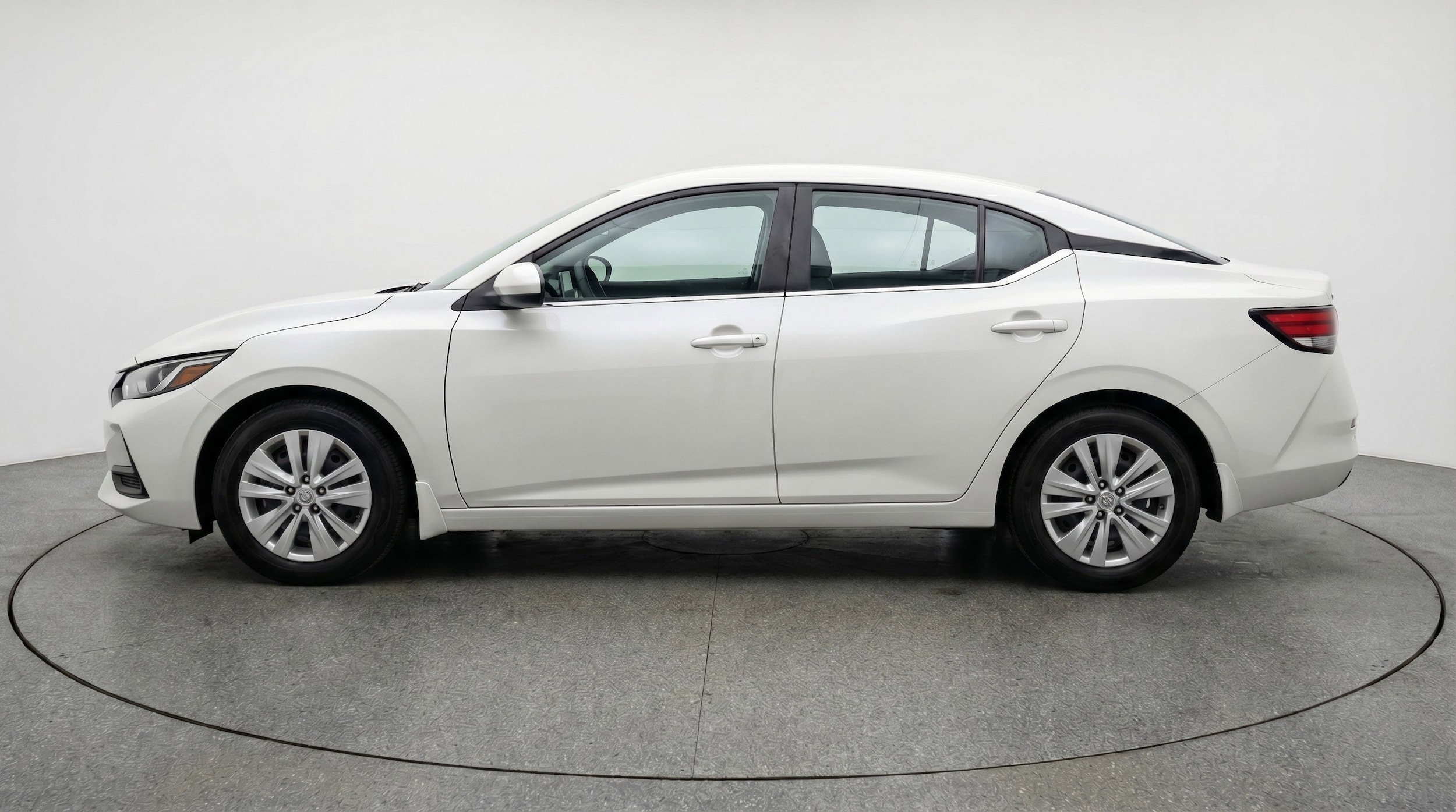 Thumbnail: 2025 Nissan Sentra - 5