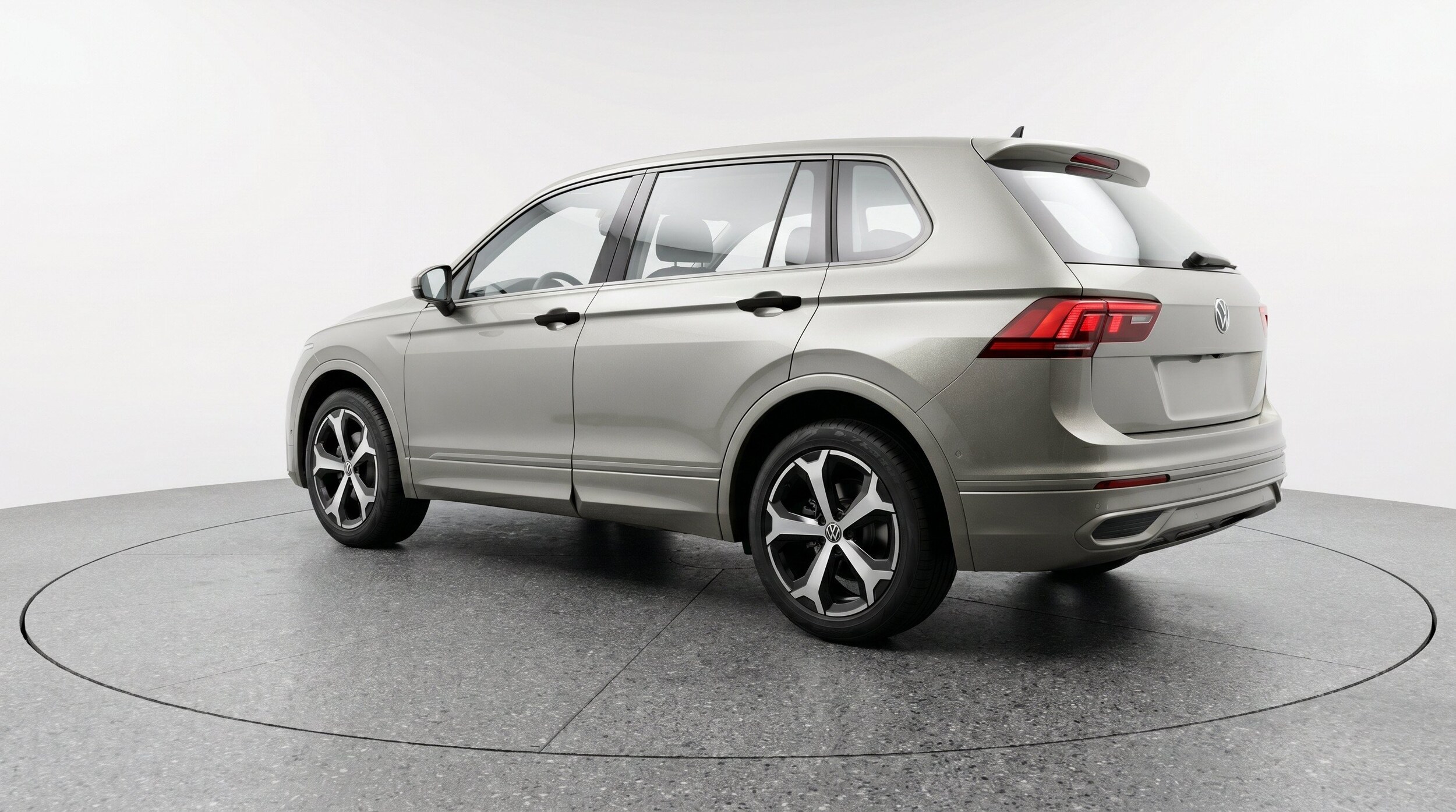 Thumbnail: 2026 Volkswagen Tiguan - 6