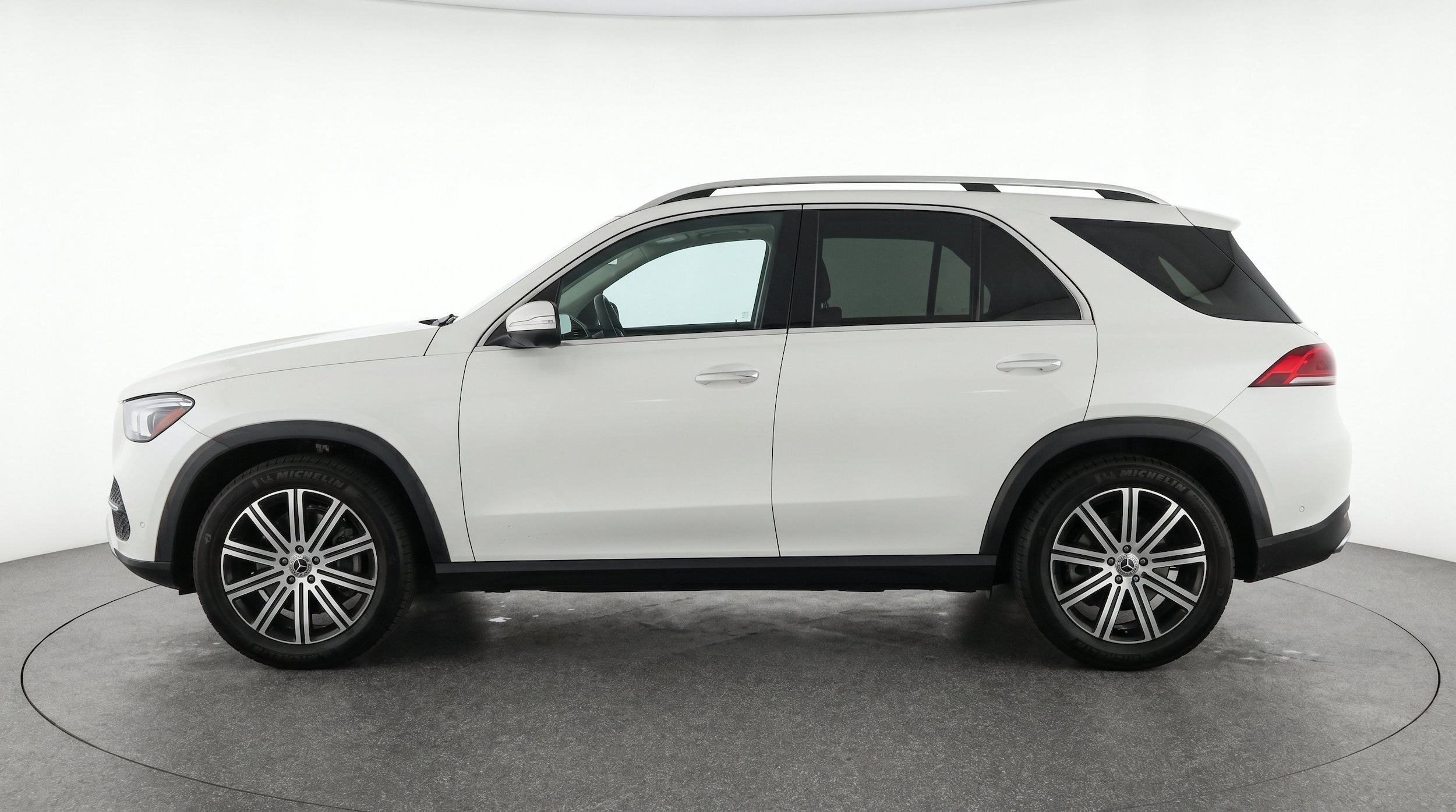 Thumbnail: 2026 Mercedes-Benz GLE - 5