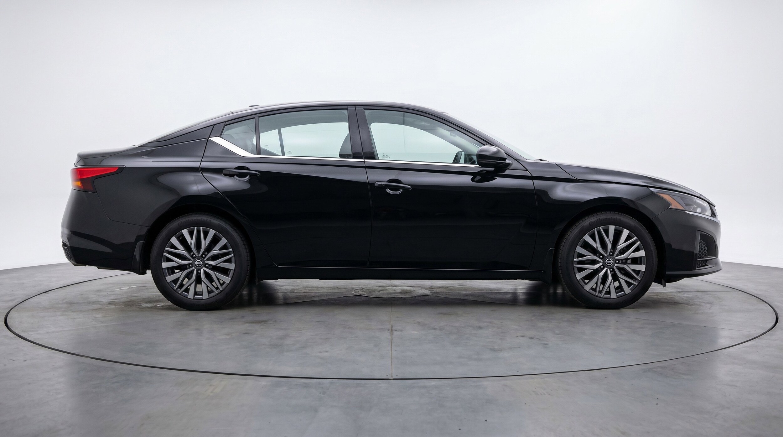 Thumbnail: 2025 Nissan Altima - 11