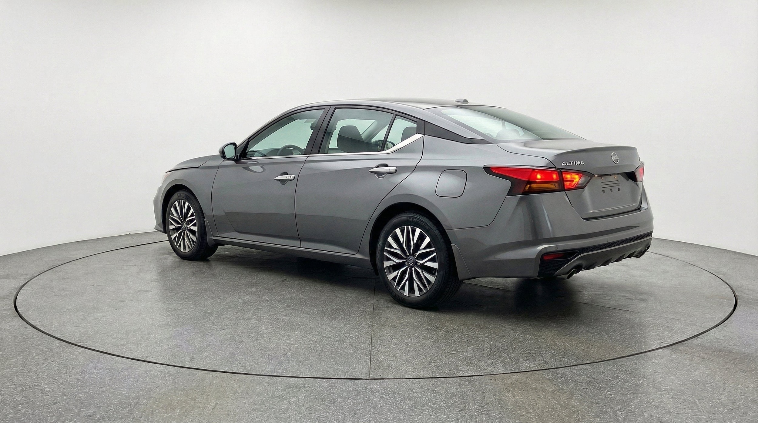 Thumbnail: 2025 Nissan Altima - 6