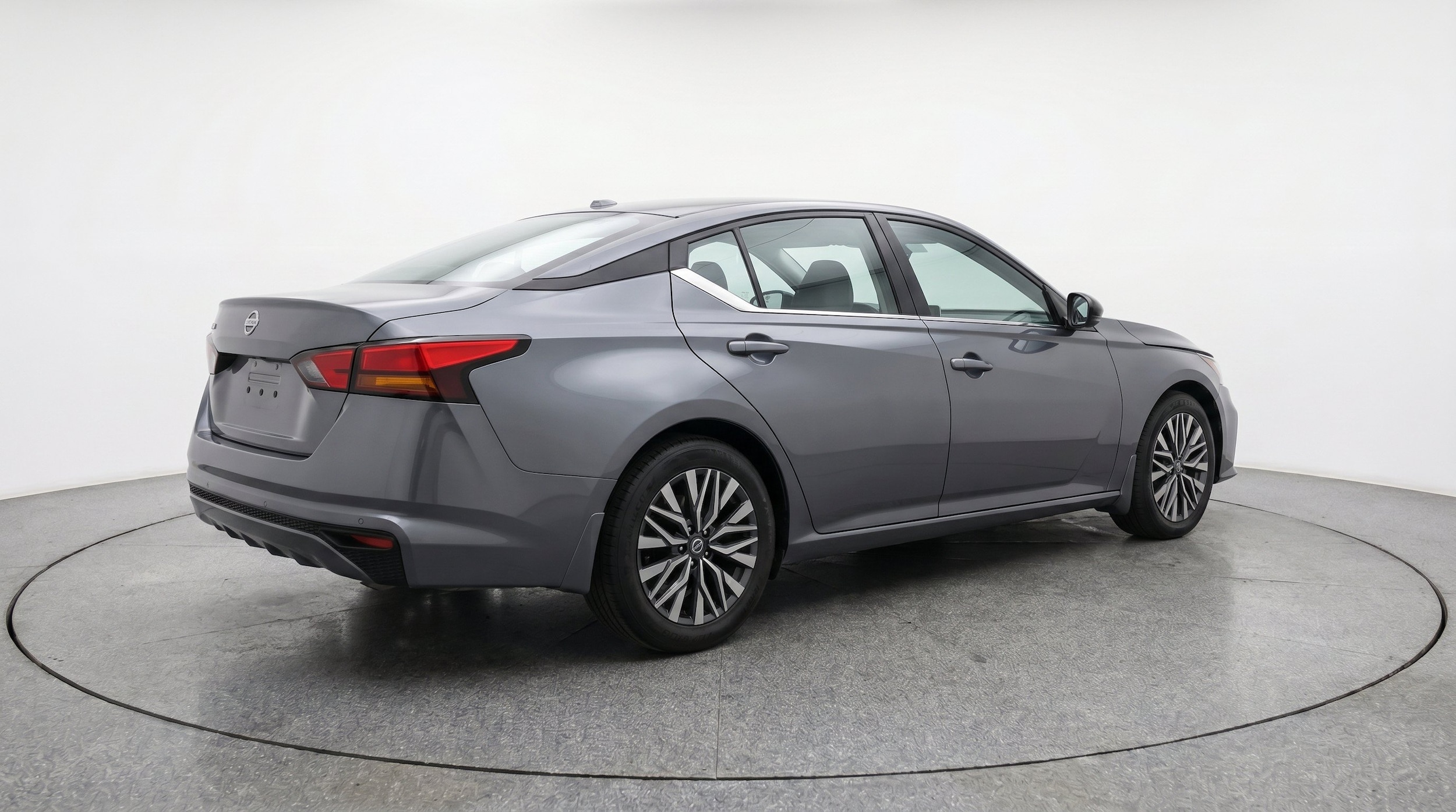 Thumbnail: 2025 Nissan Altima - 9