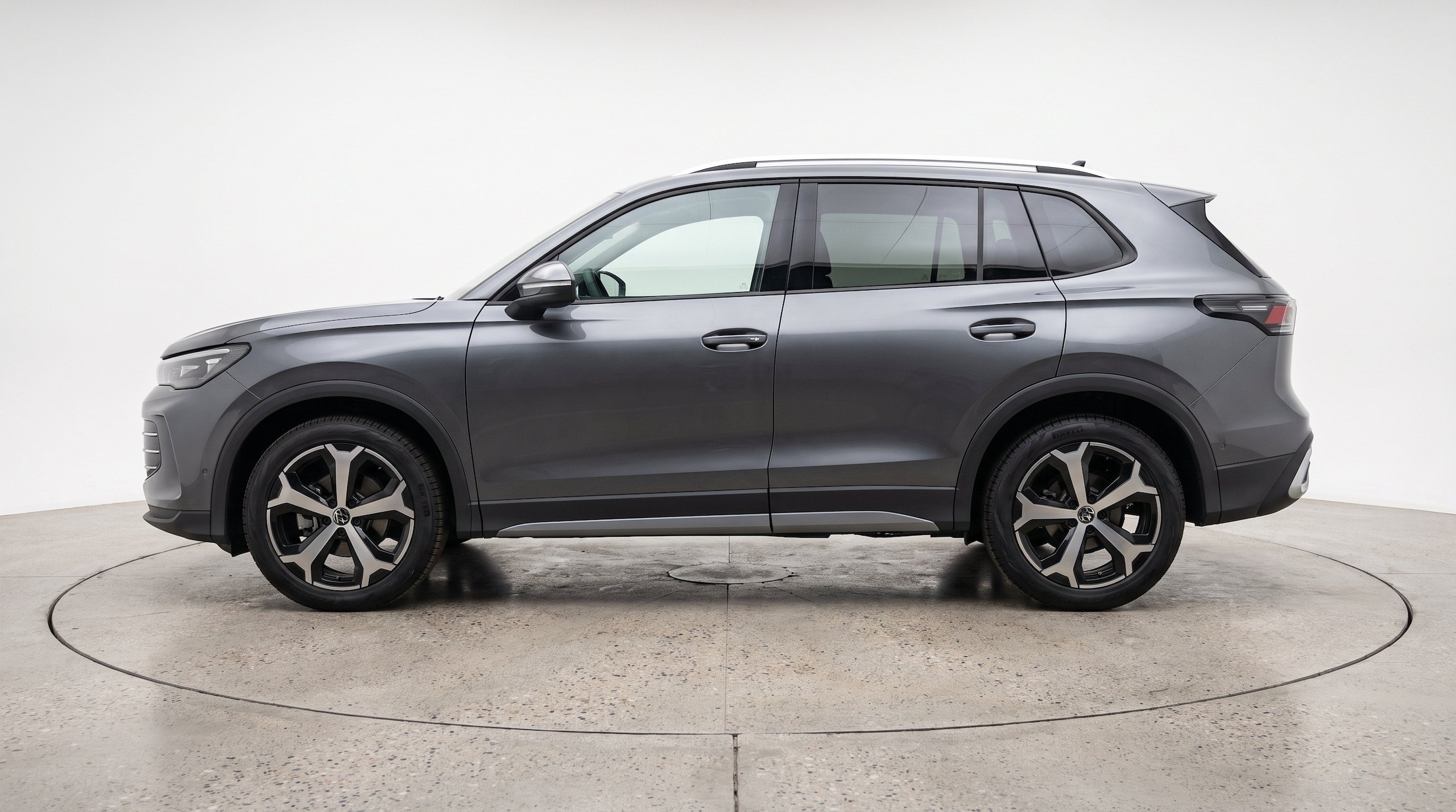 Thumbnail: 2026 Volkswagen Tiguan - 5