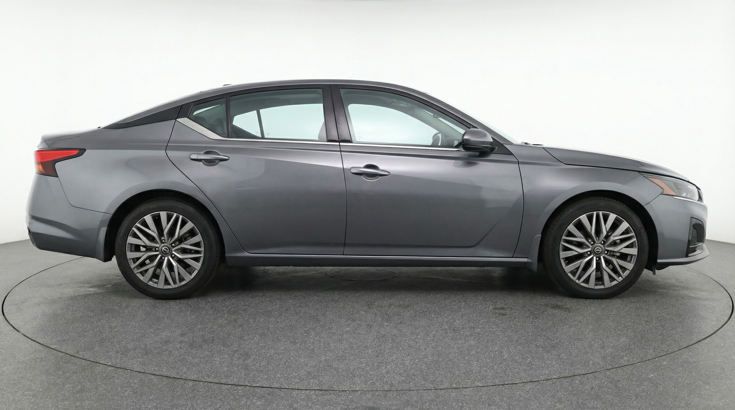 Thumbnail: 2025 Nissan Altima - 8