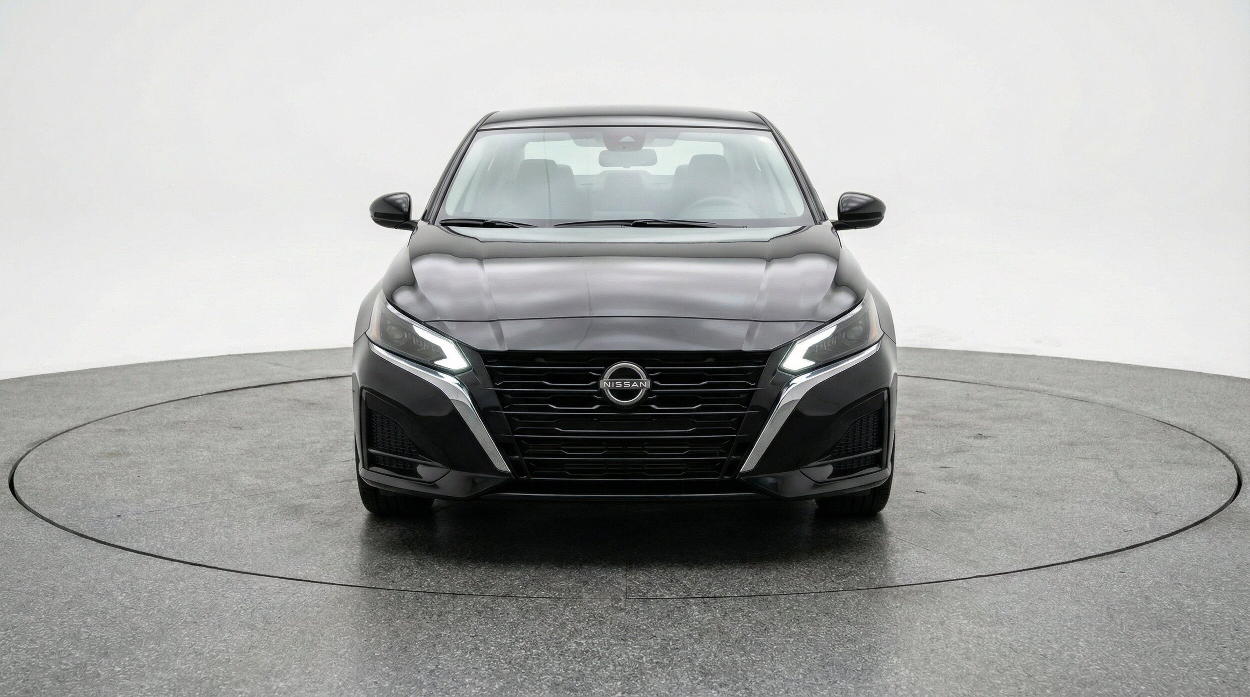 Thumbnail: 2025 Nissan Altima - 2