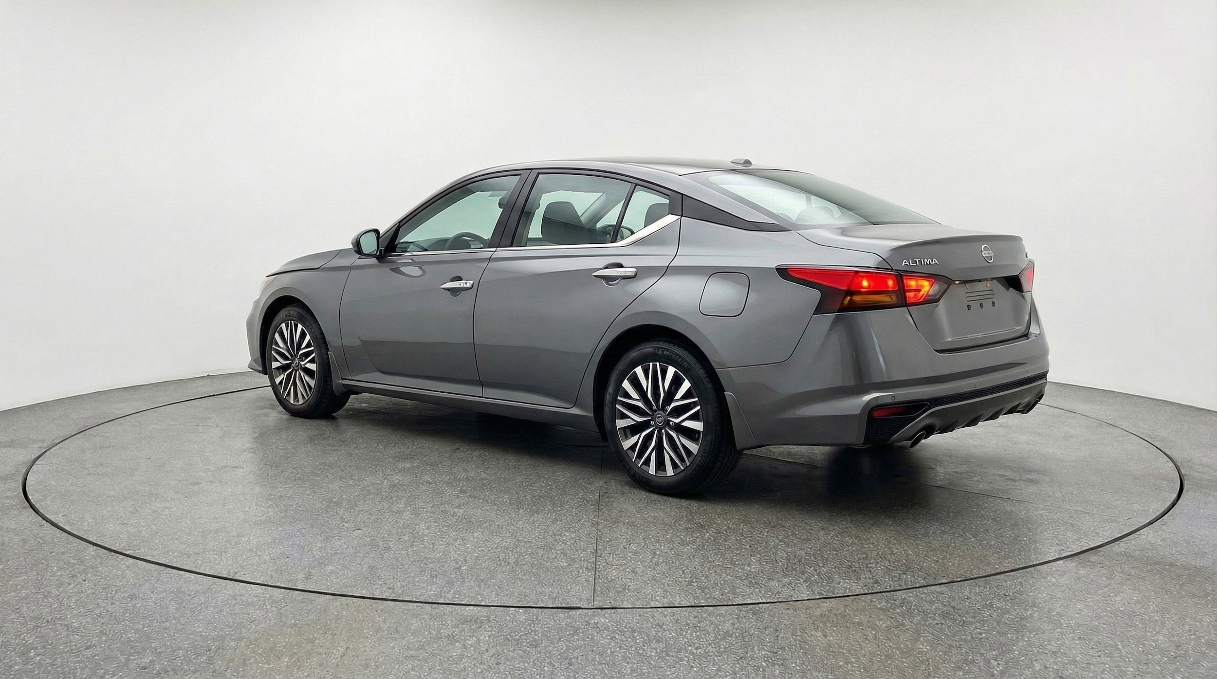 Thumbnail: 2025 Nissan Altima - 6