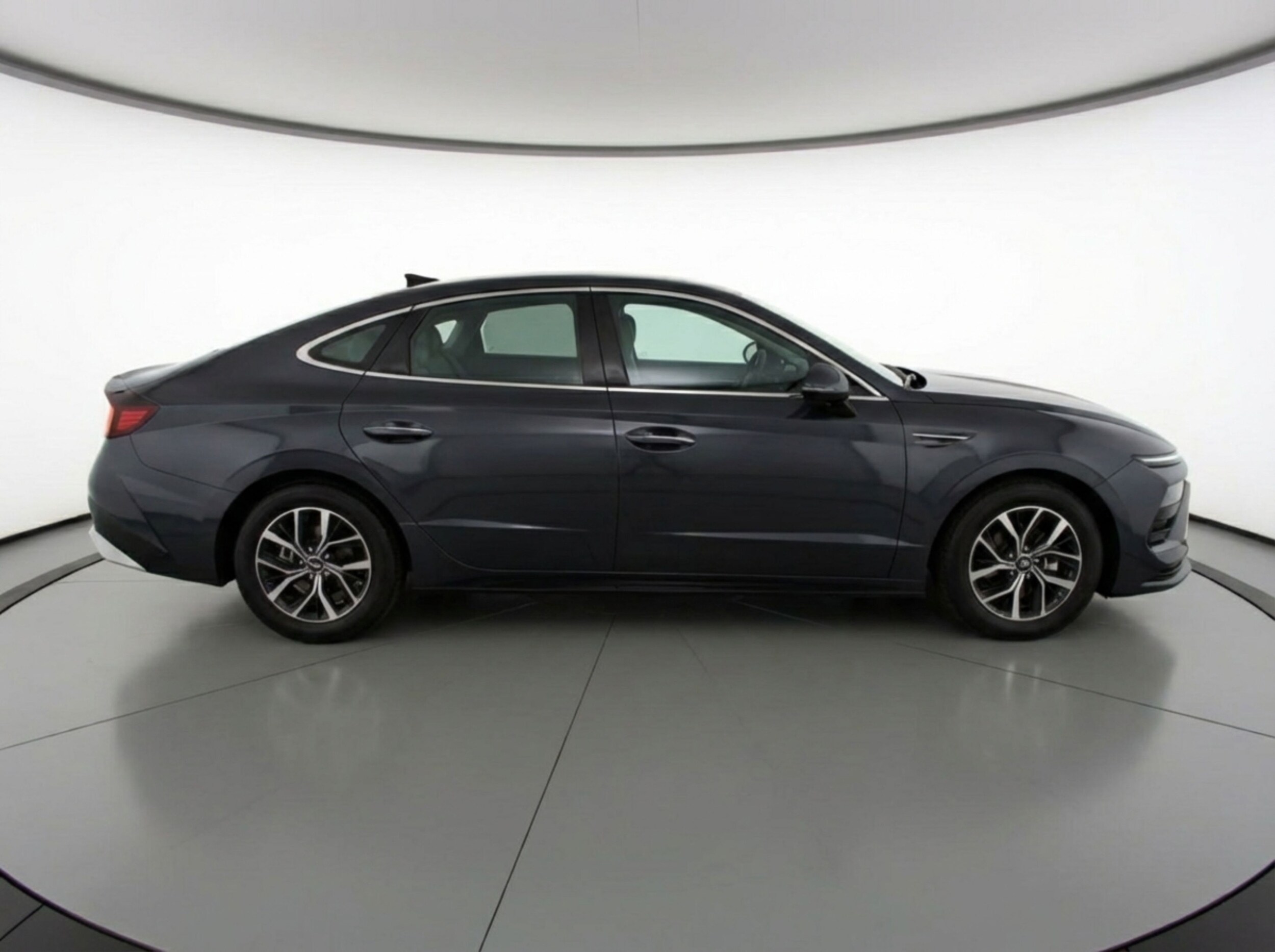 Thumbnail: 2025 Hyundai Sonata - 8