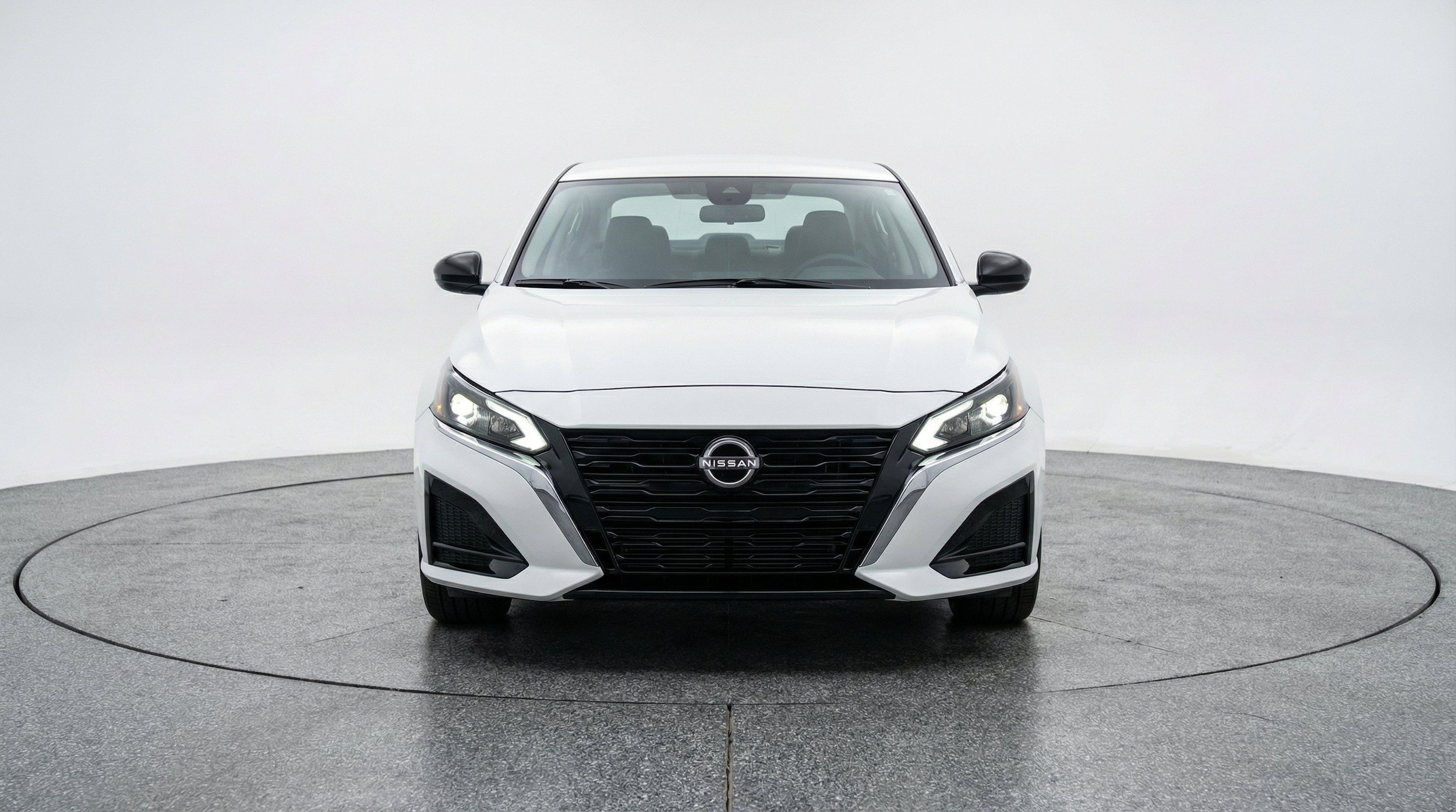Thumbnail: 2025 Nissan Altima - 2