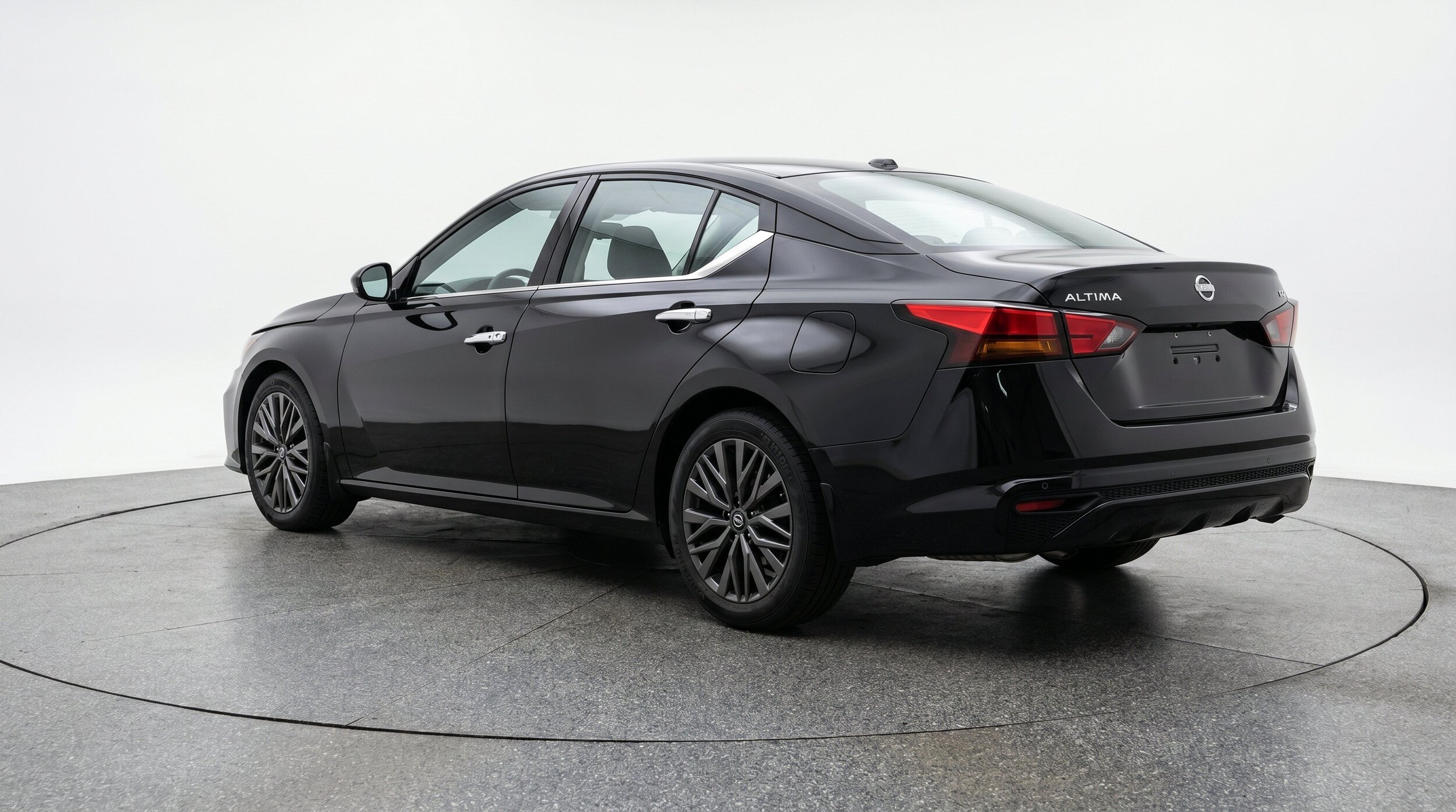Thumbnail: 2025 Nissan Altima - 6