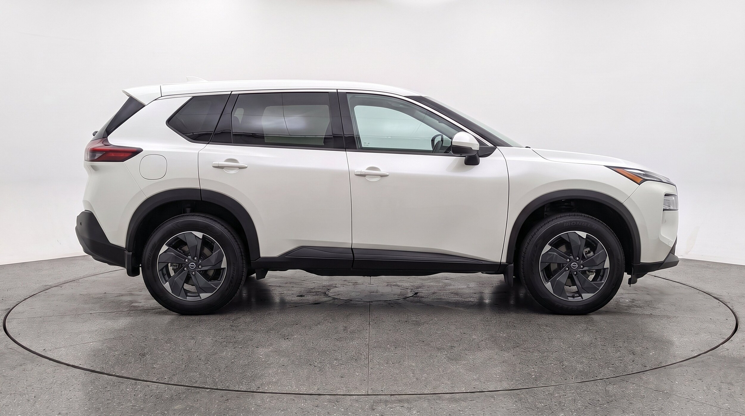 Thumbnail: 2025 Nissan Rogue - 11