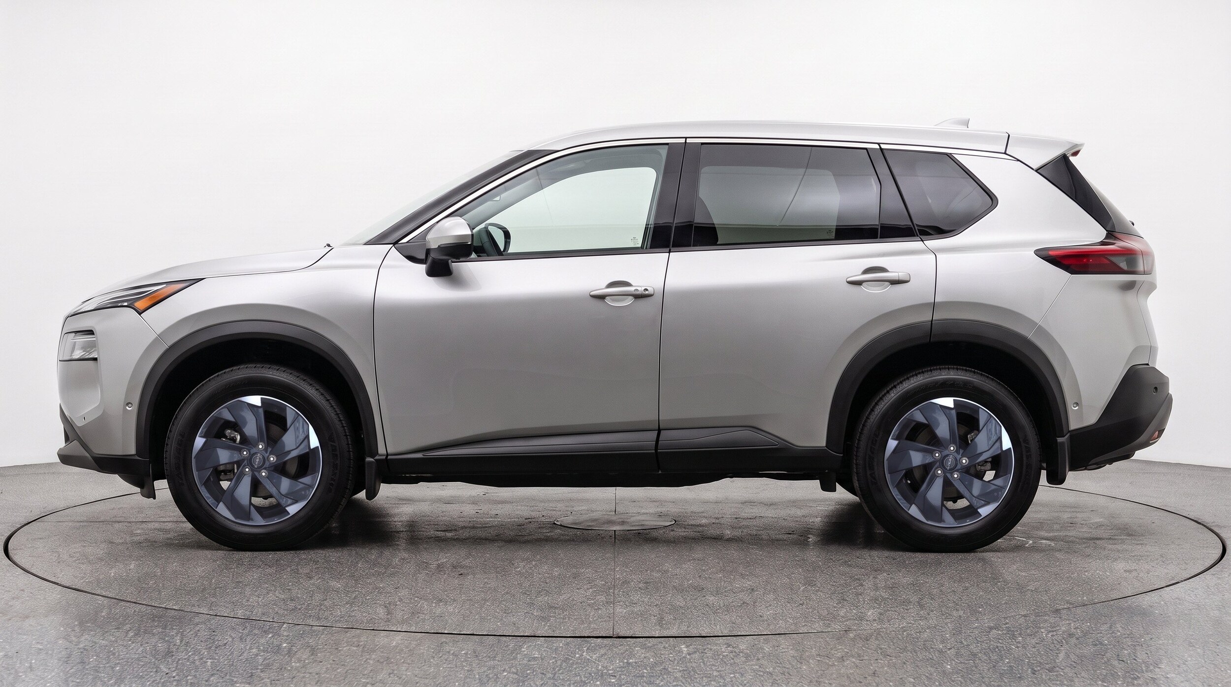 Thumbnail: 2025 Nissan Rogue - 5