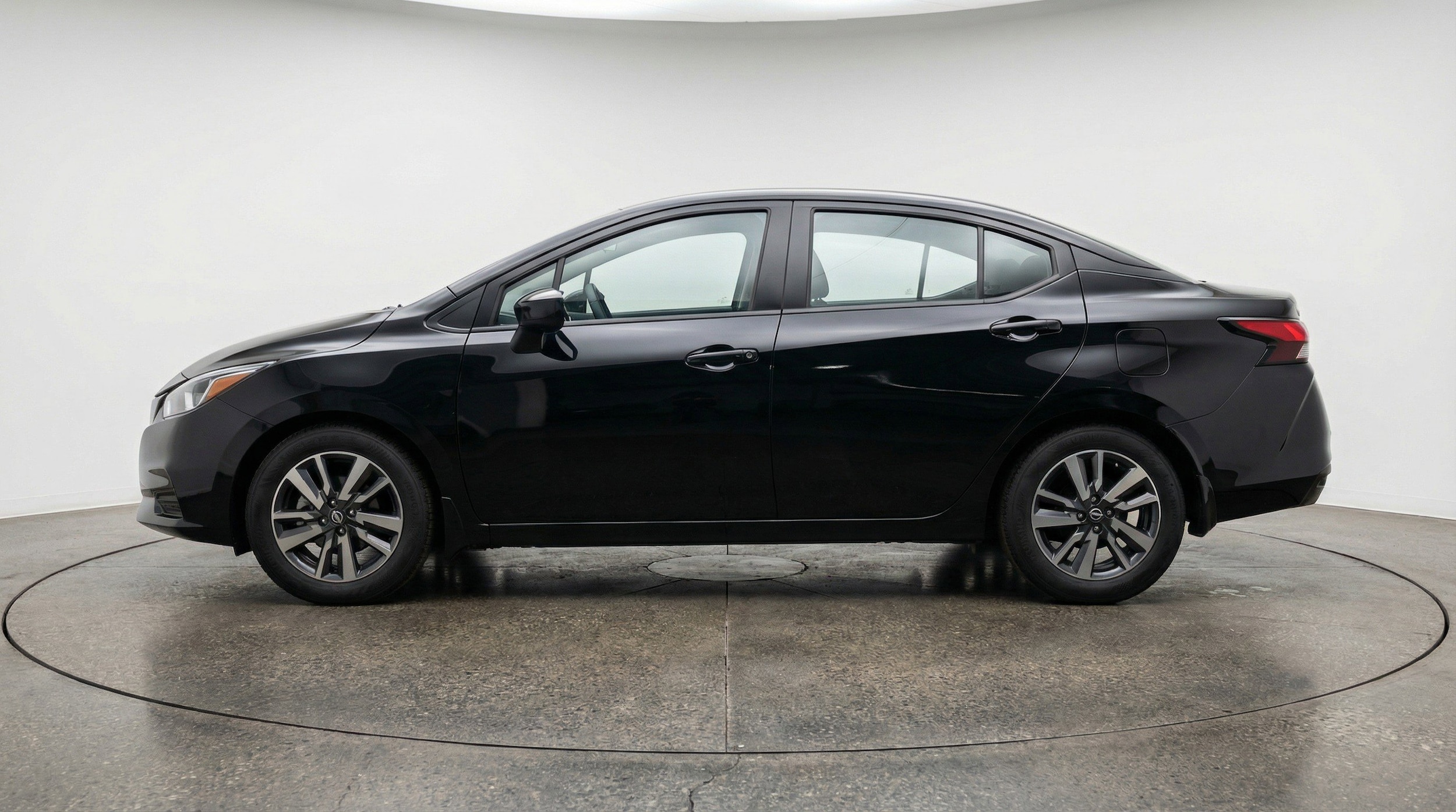 Thumbnail: 2025 Nissan Versa - 5