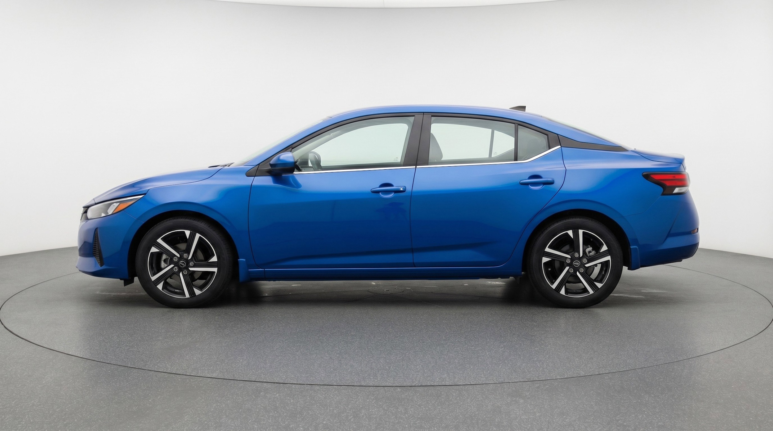 Thumbnail: 2025 Nissan Sentra - 5