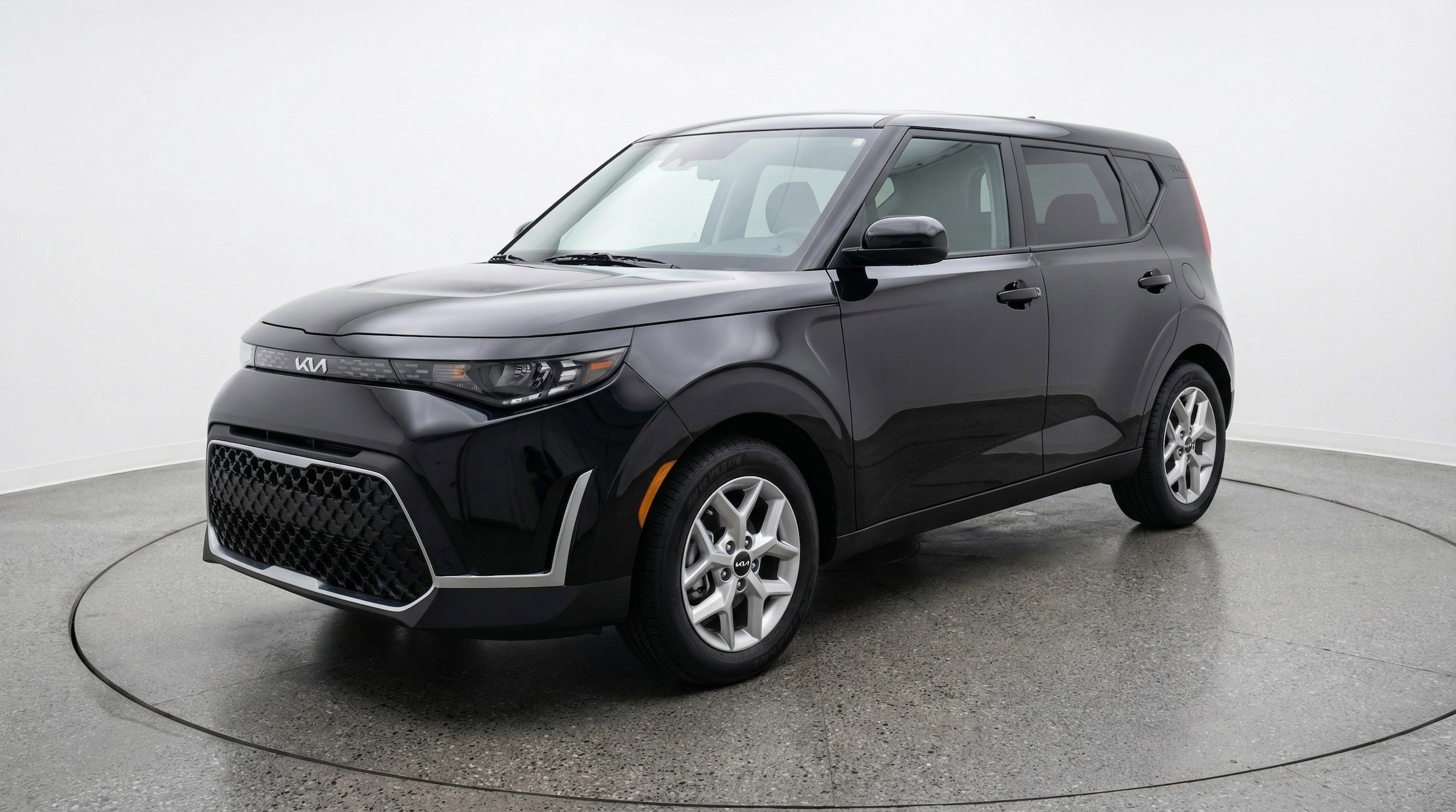 Thumbnail: 2025 Kia Soul - 3