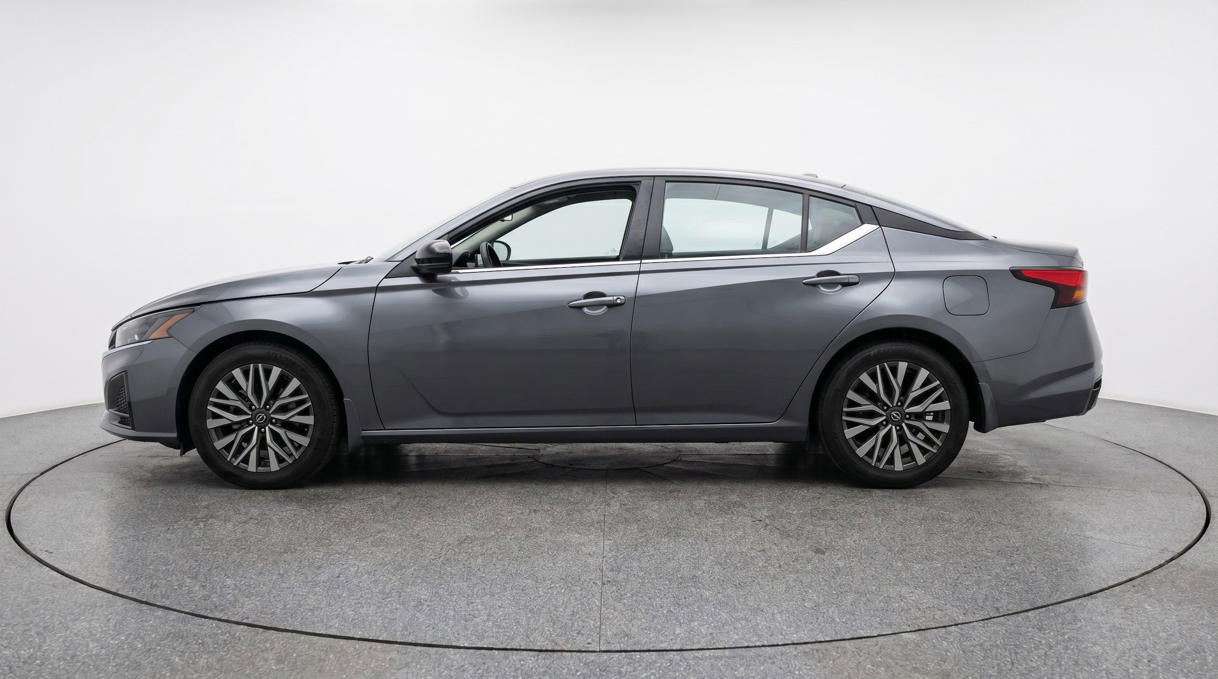 Thumbnail: 2025 Nissan Altima - 5