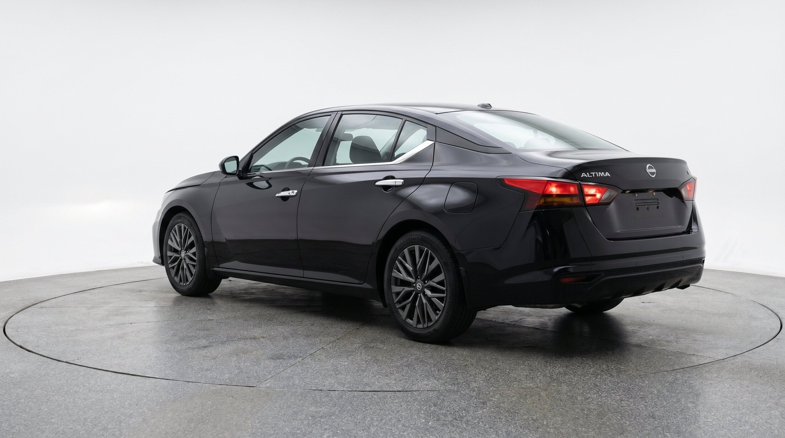 Thumbnail: 2025 Nissan Altima - 6