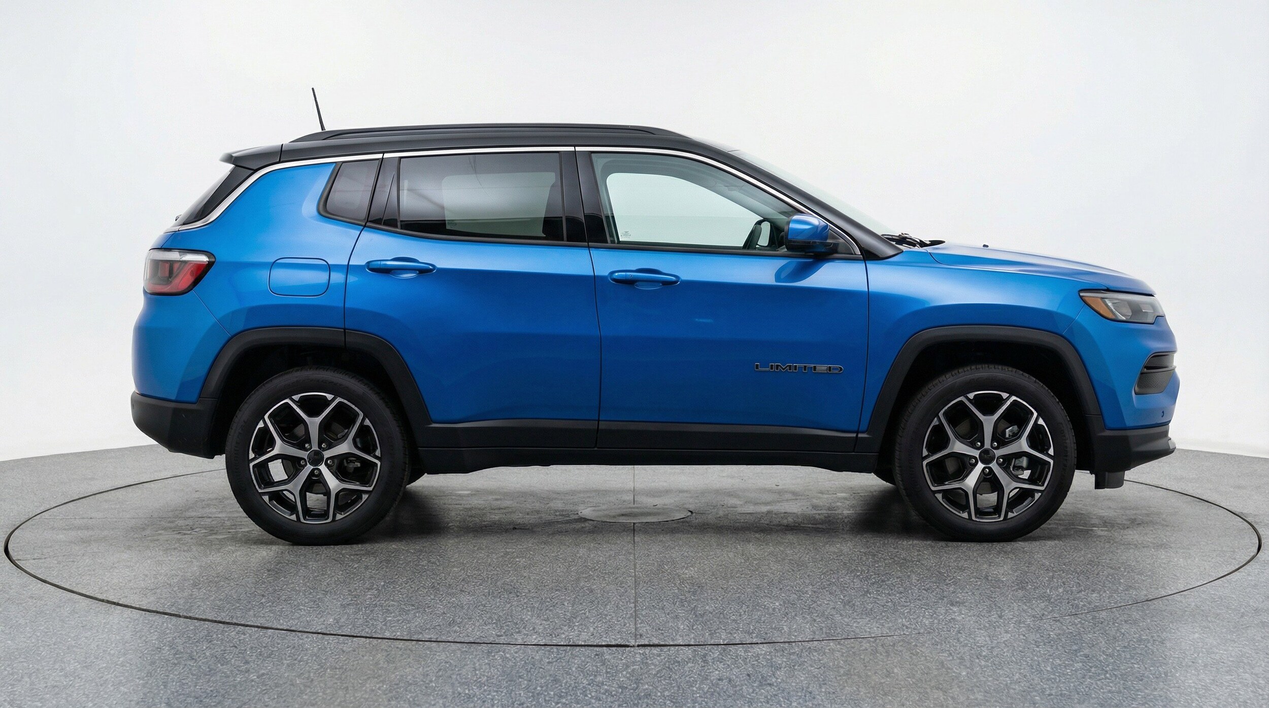 Thumbnail: 2025 Jeep Compass - 11
