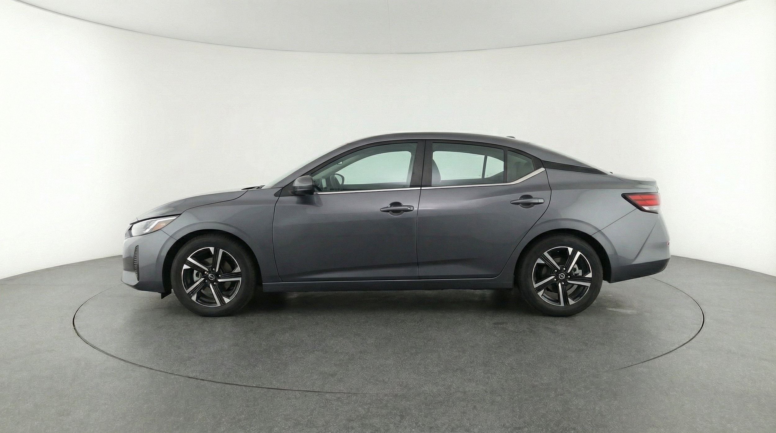 Thumbnail: 2025 Nissan Sentra - 5