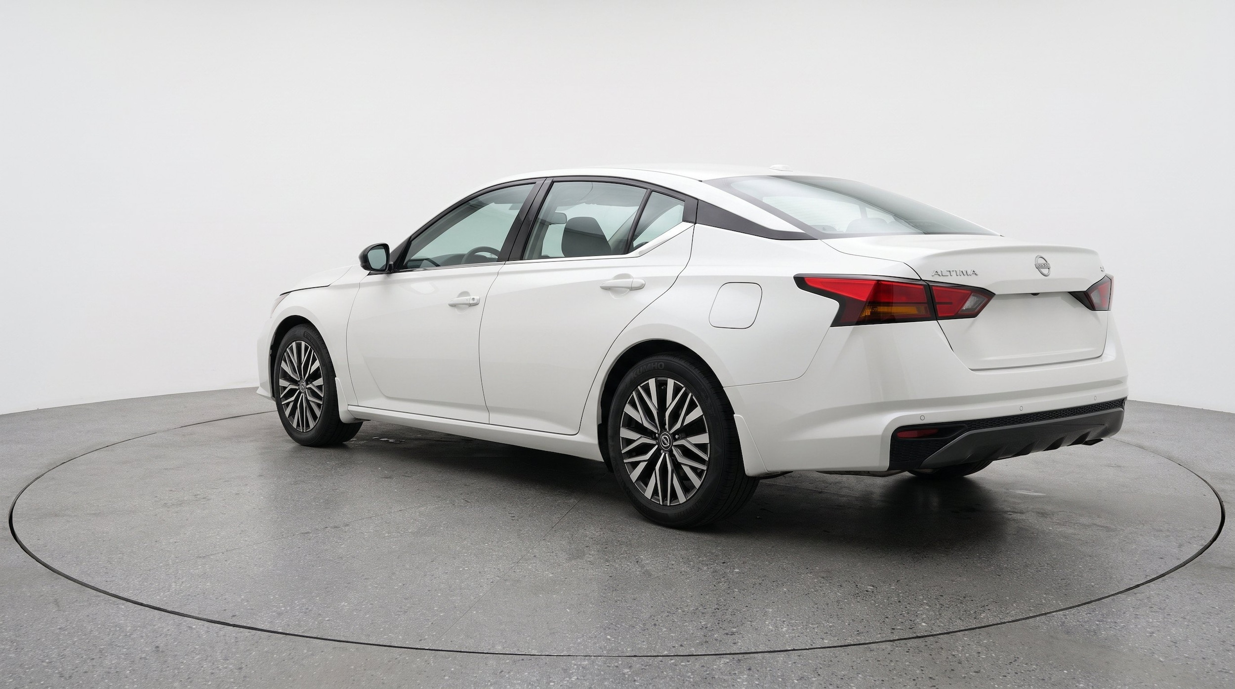 Thumbnail: 2025 Nissan Altima - 6
