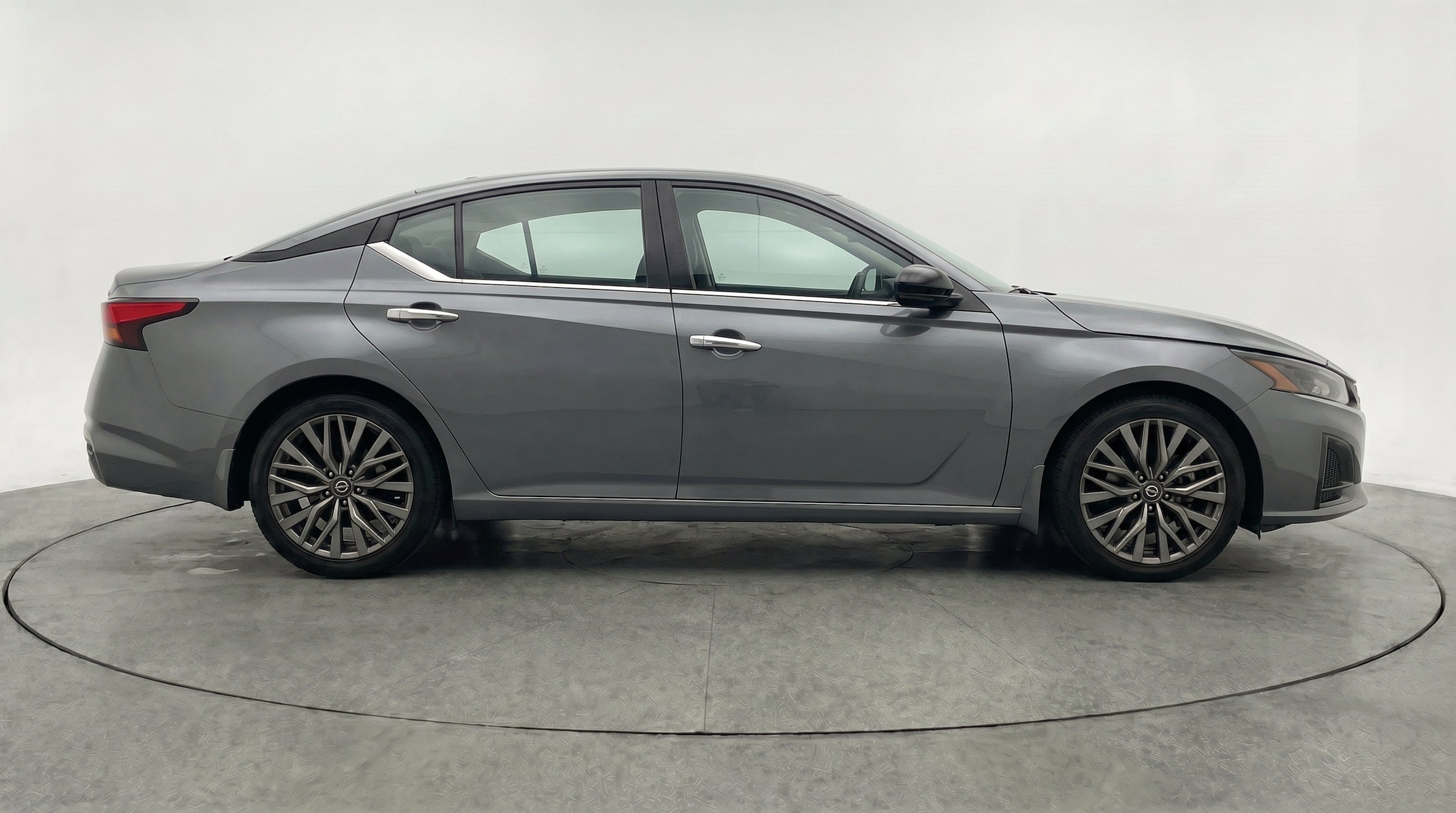 Thumbnail: 2025 Nissan Altima - 11