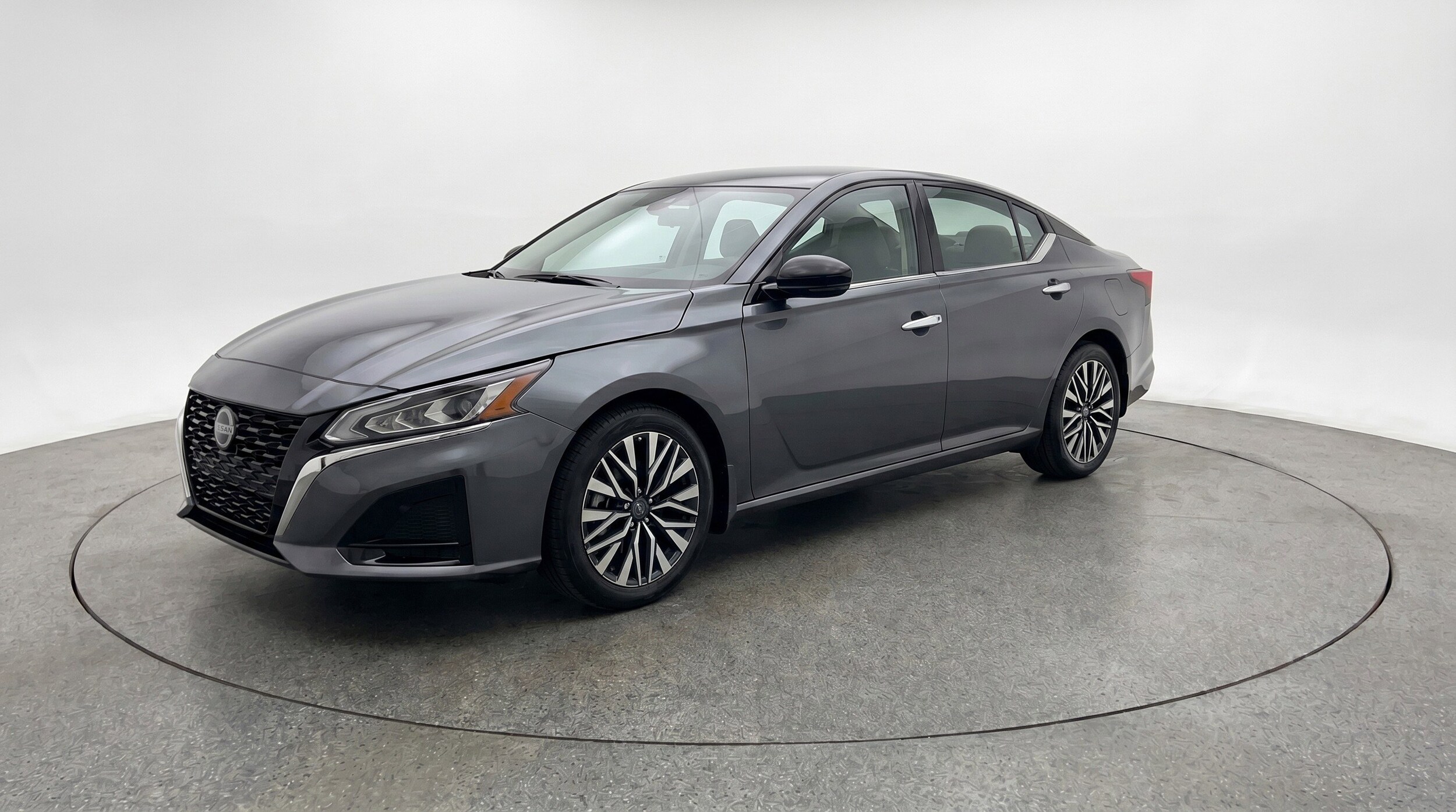 Thumbnail: 2025 Nissan Altima - 3