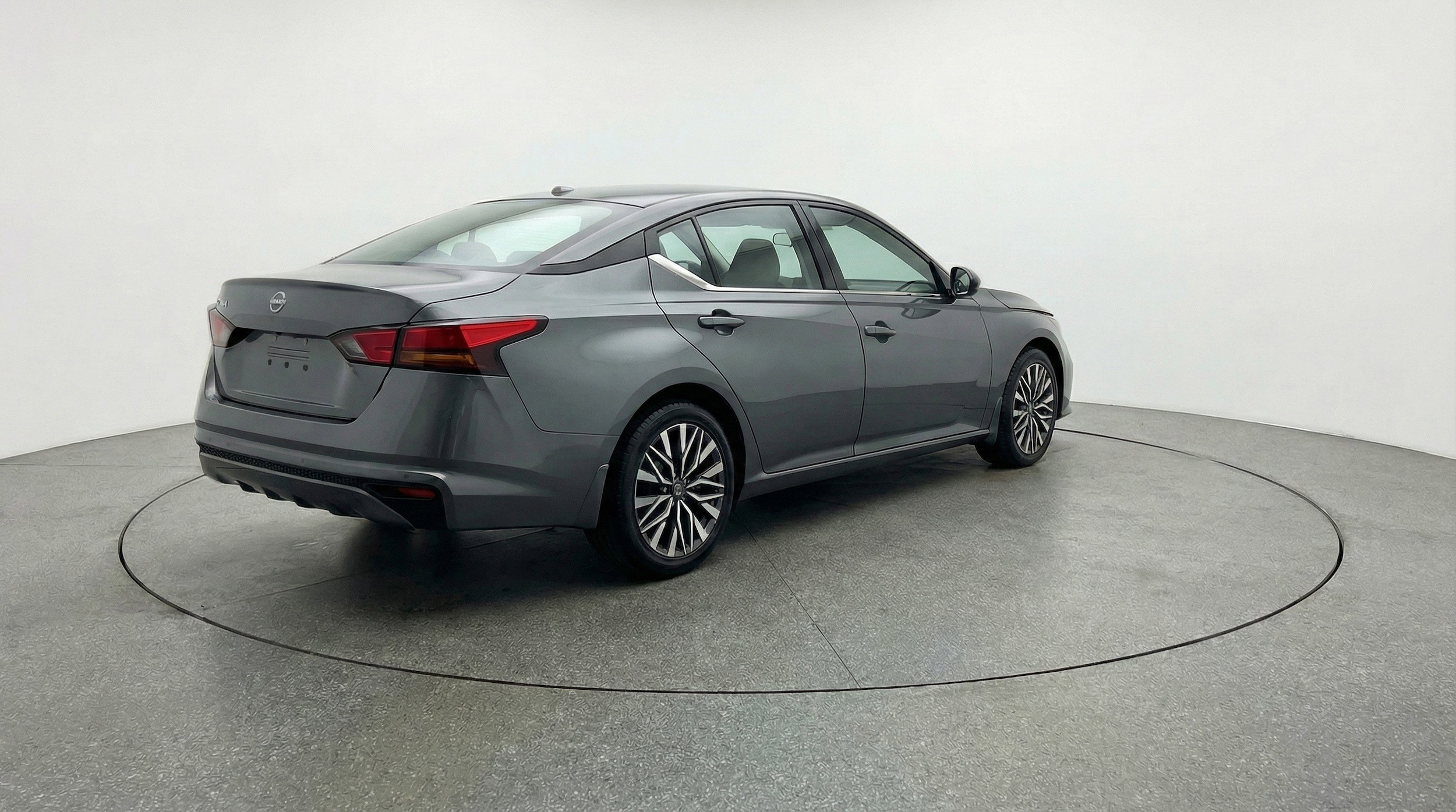 Thumbnail: 2025 Nissan Altima - 9